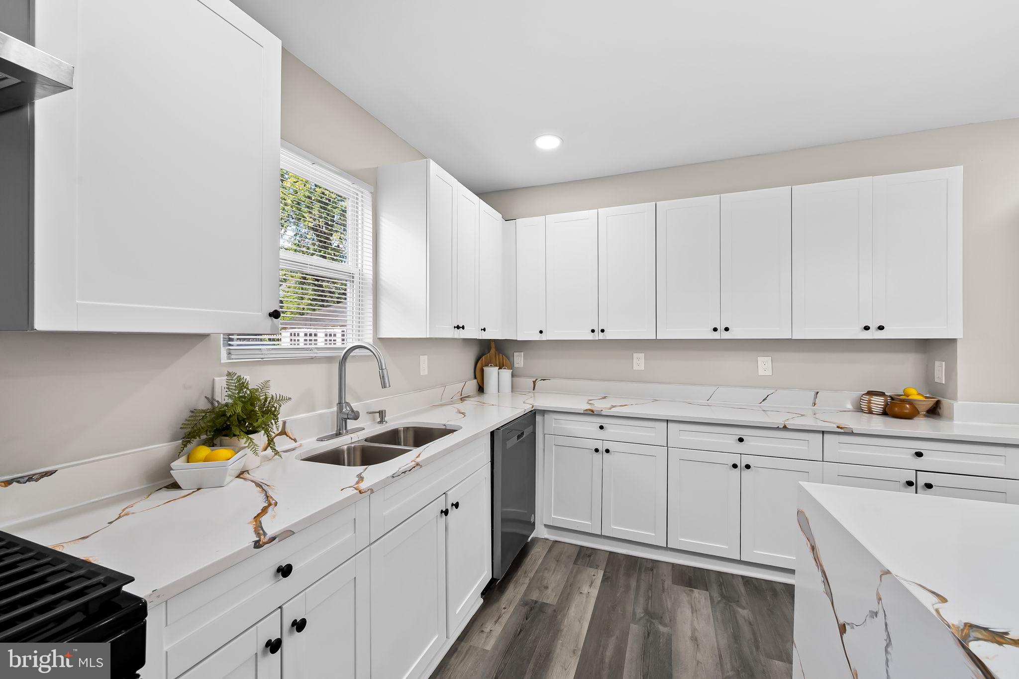 RIDGEWOOD - Residential