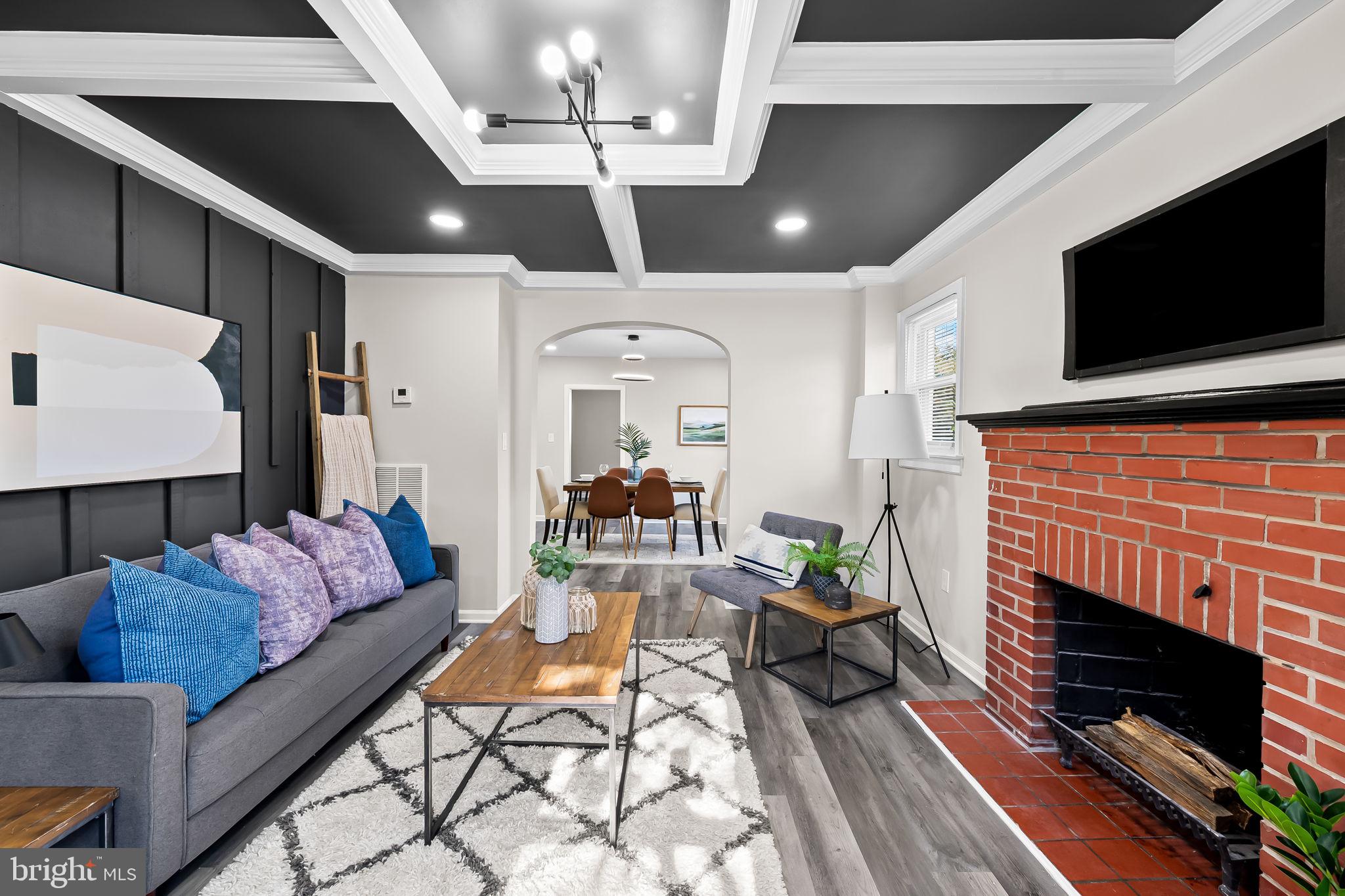 RIDGEWOOD - Residential