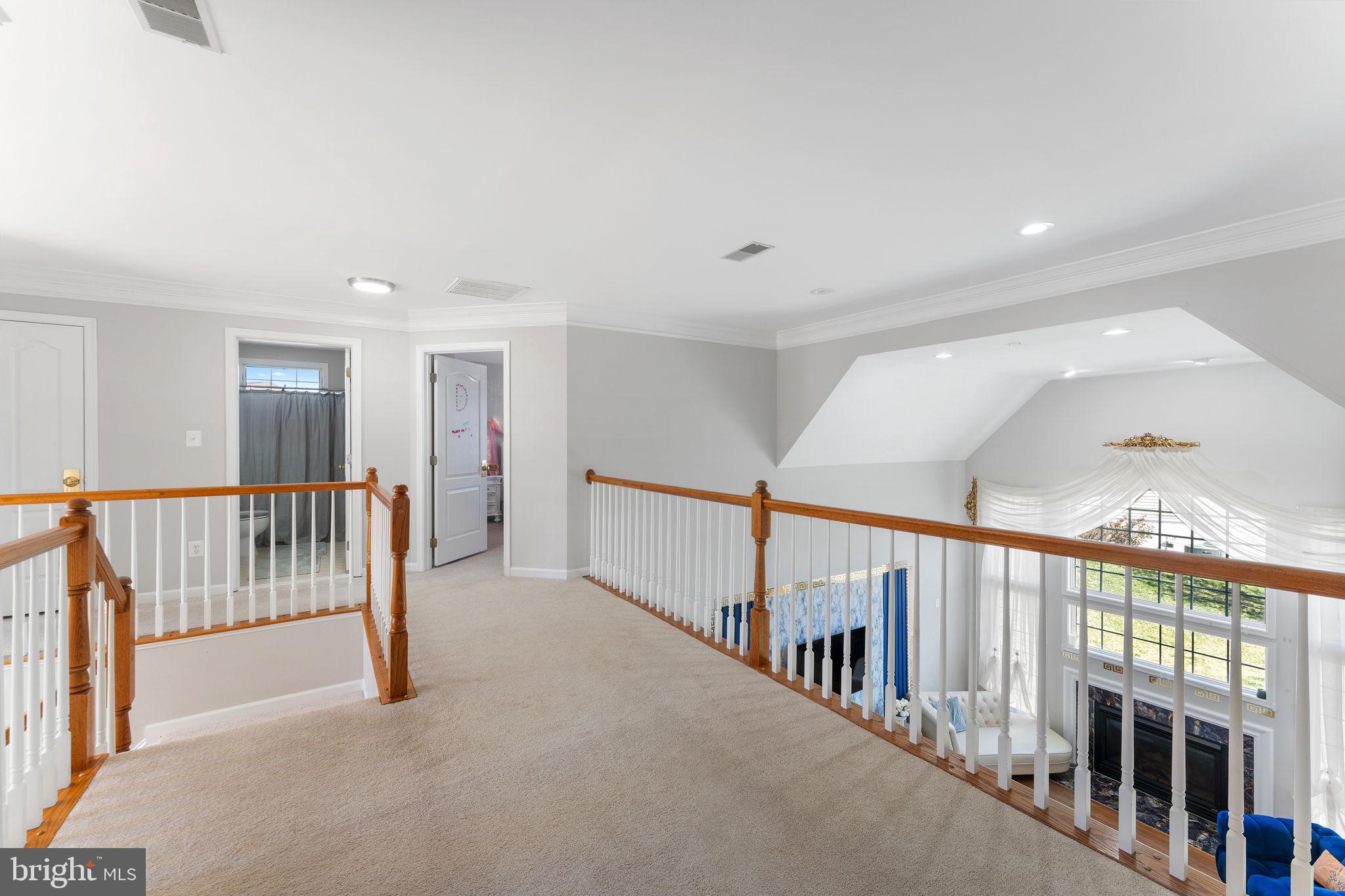 LOUDOUN VALLEY ESTATES - Residential Lease