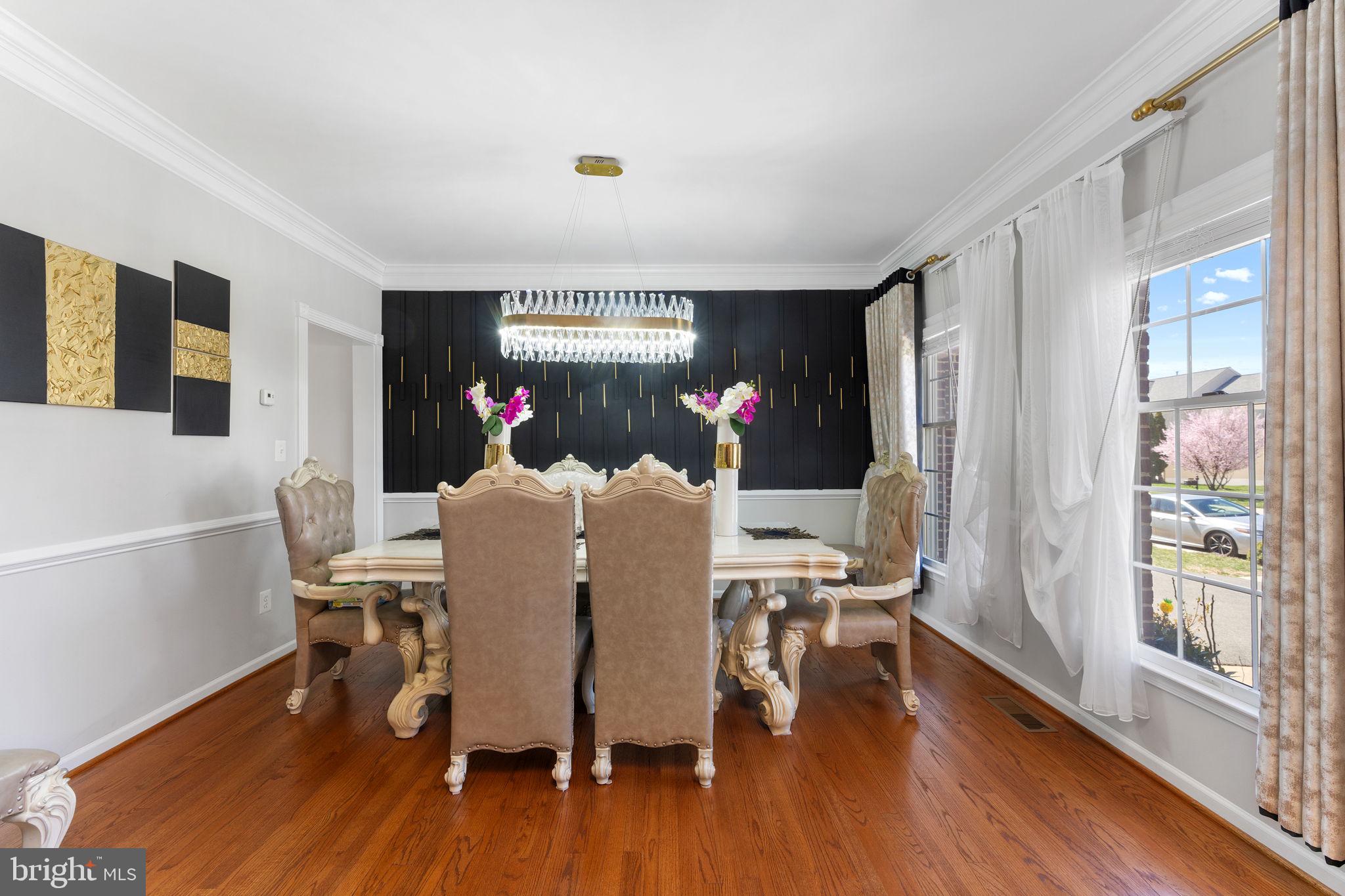 LOUDOUN VALLEY ESTATES - Residential Lease