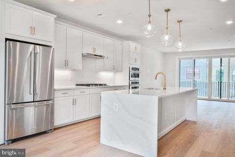 6050 MONTROSE ROAD NORTH BETHESDA MD 20852