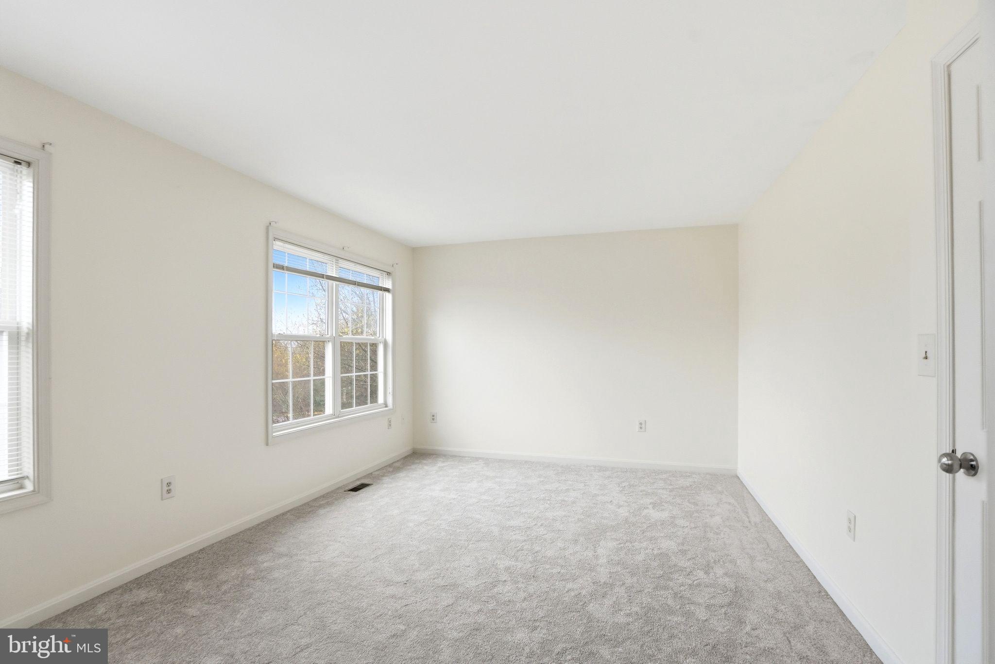 HIGHLANDS OF WARRENTON PHASE 2 - Residential