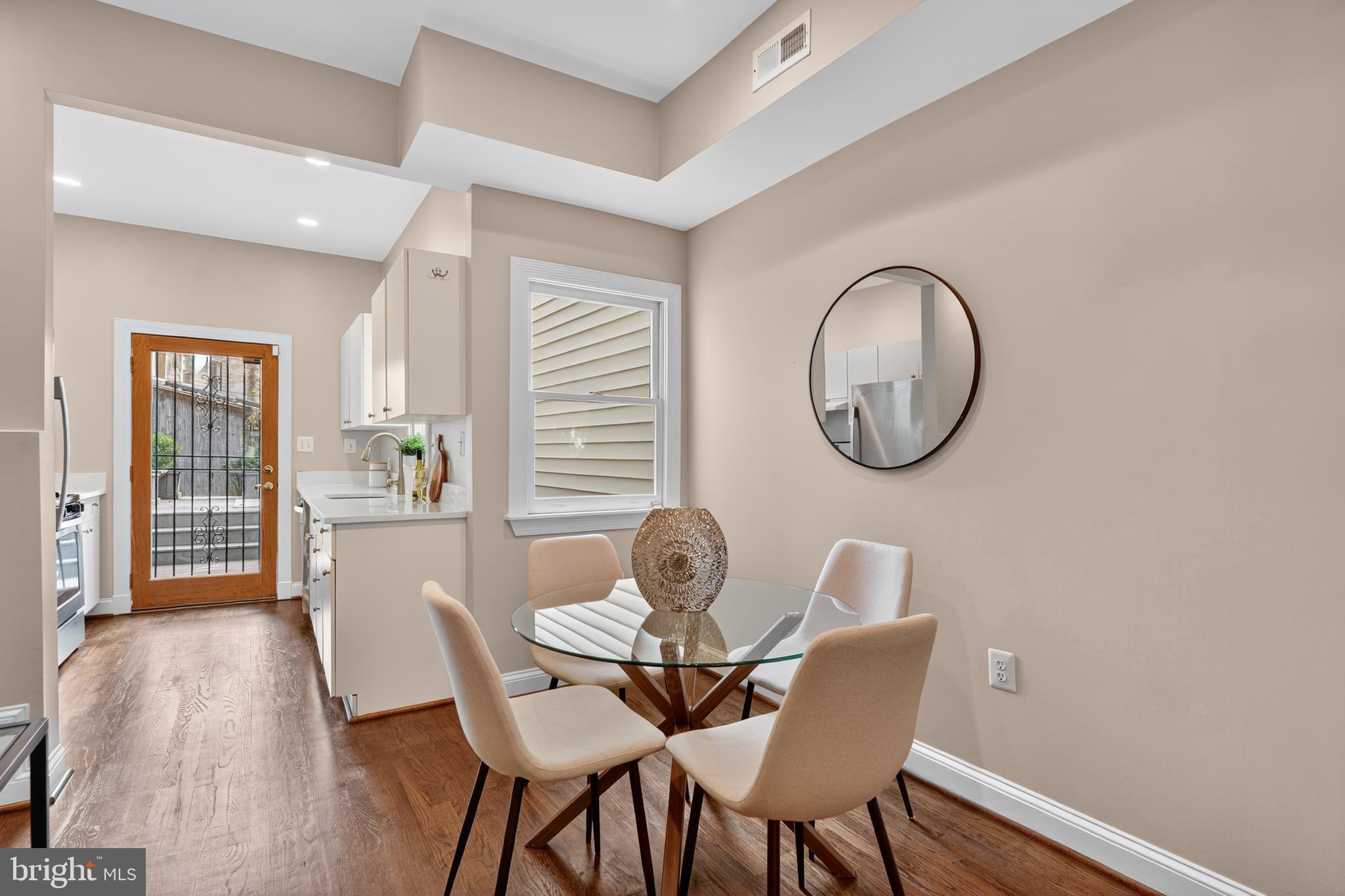 1019 SOUTH CAROLINA AVENUE SE