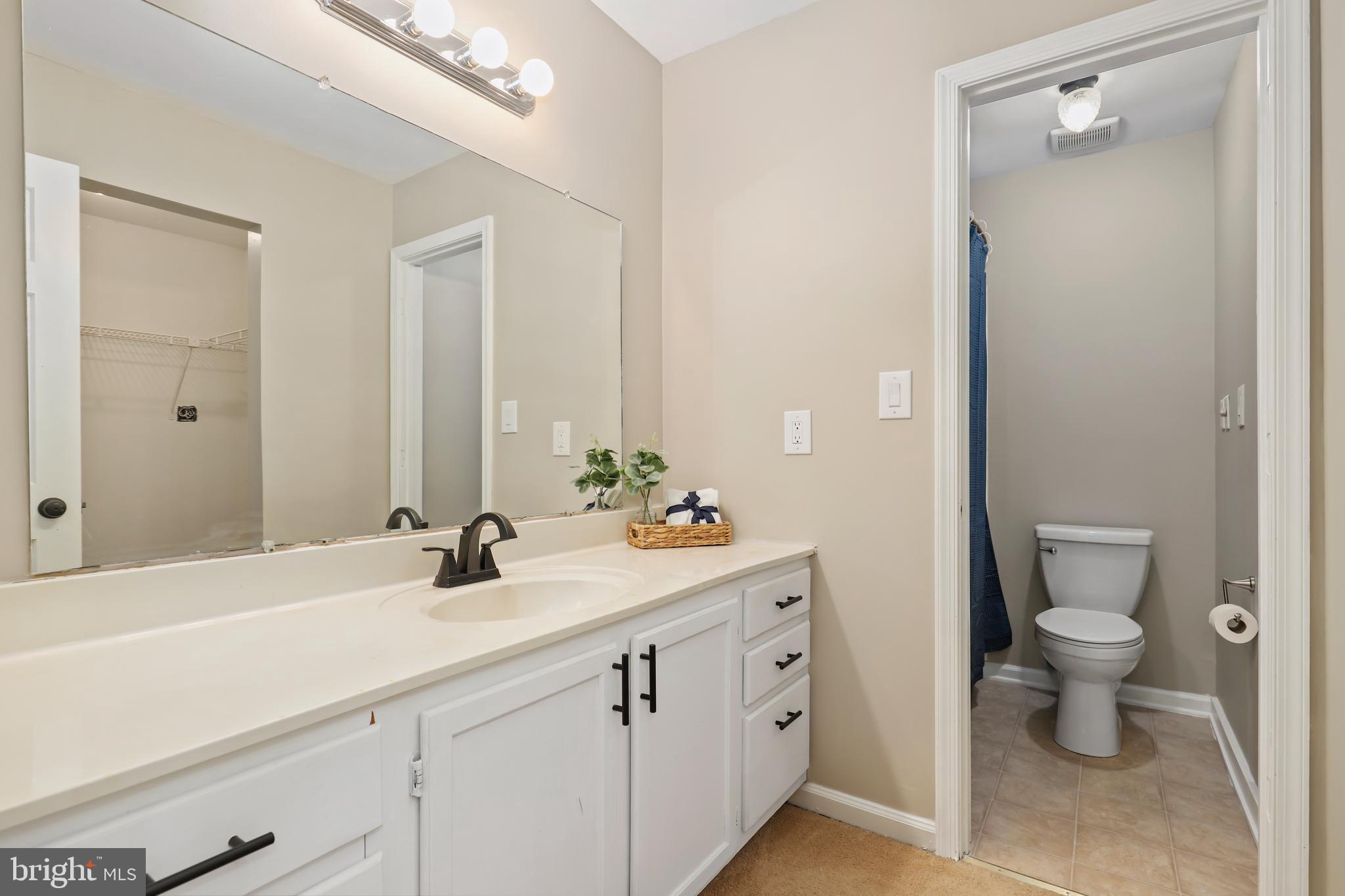 LAKE WILDERNESS - Residential