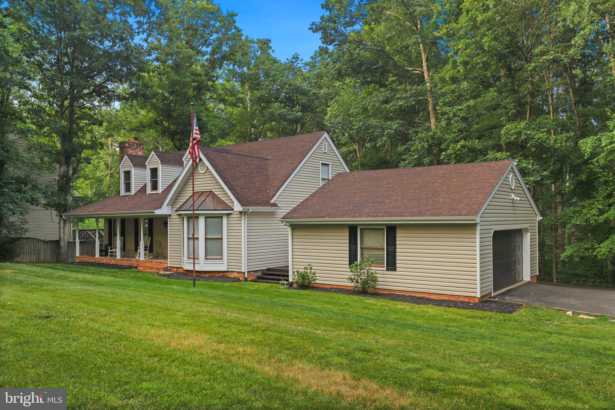 LAKE WILDERNESS - Residential