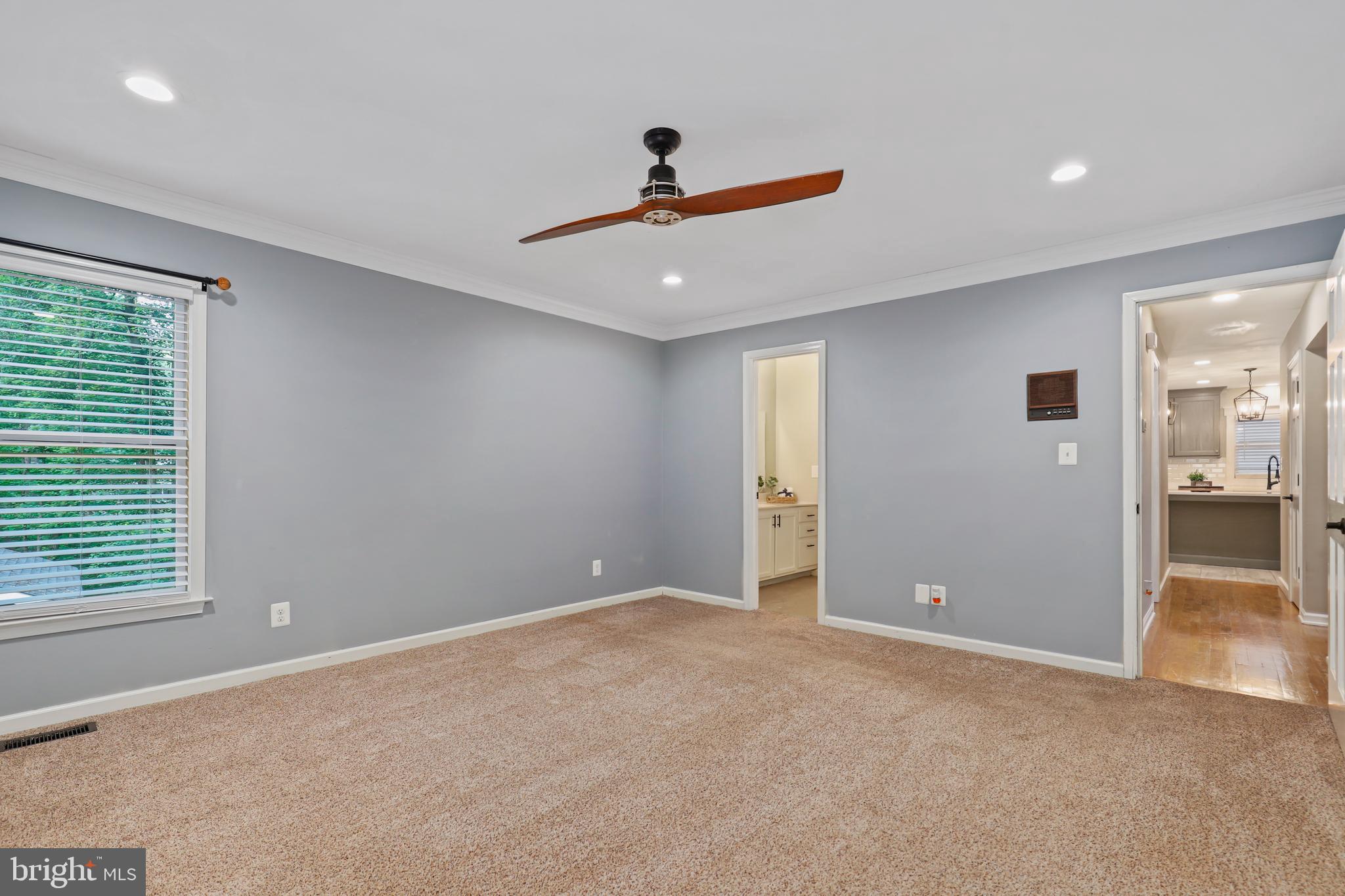 LAKE WILDERNESS - Residential