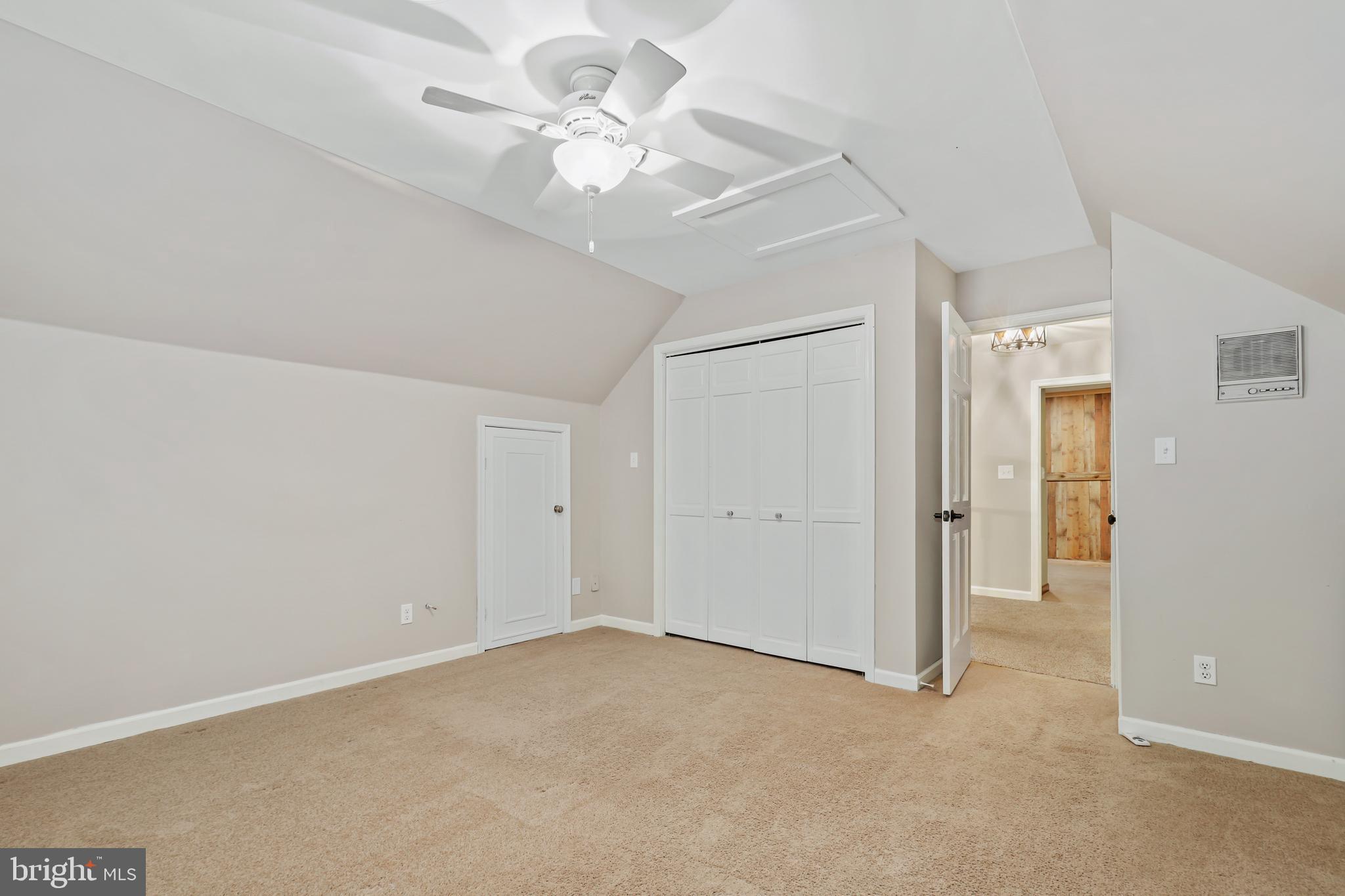 LAKE WILDERNESS - Residential