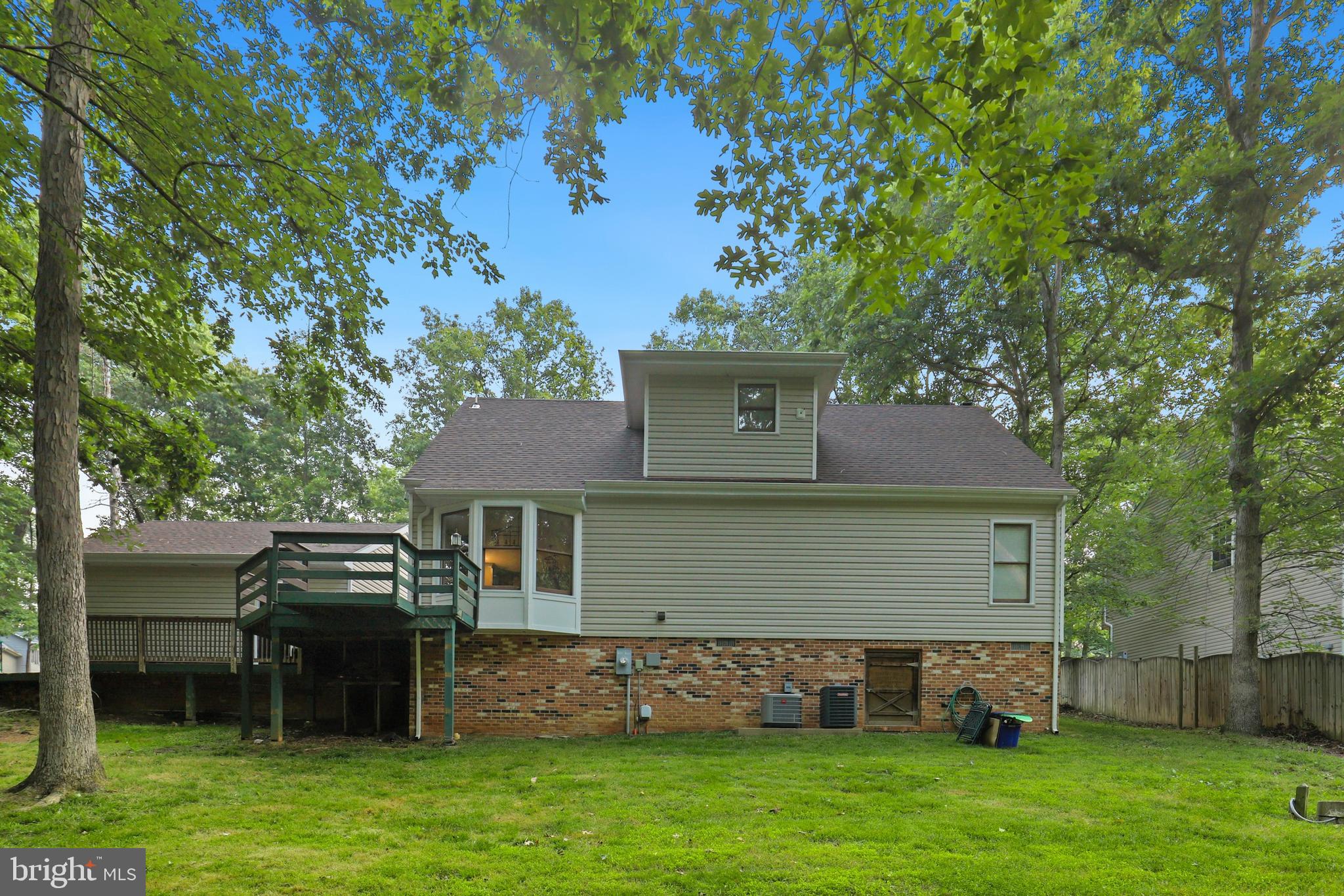 LAKE WILDERNESS - Residential