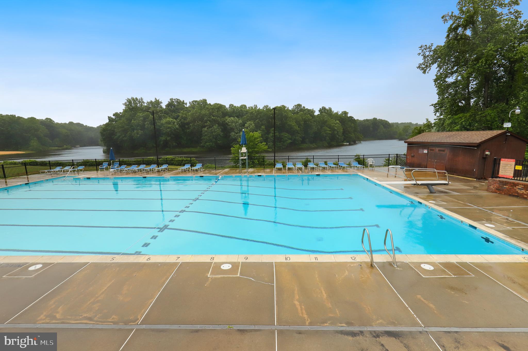 LAKE WILDERNESS - Residential