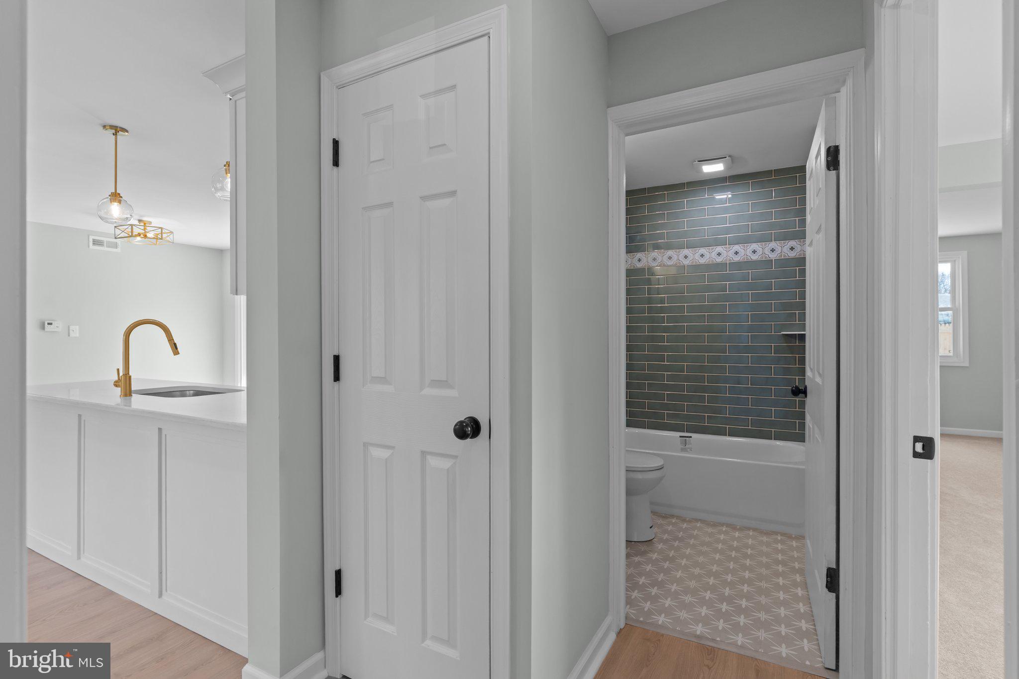 KENWOOD - Residential