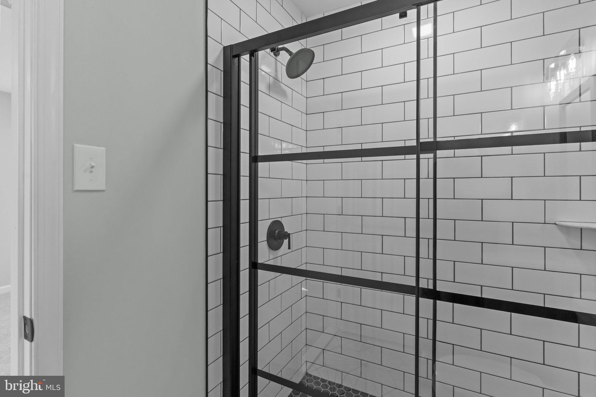 KENWOOD - Residential