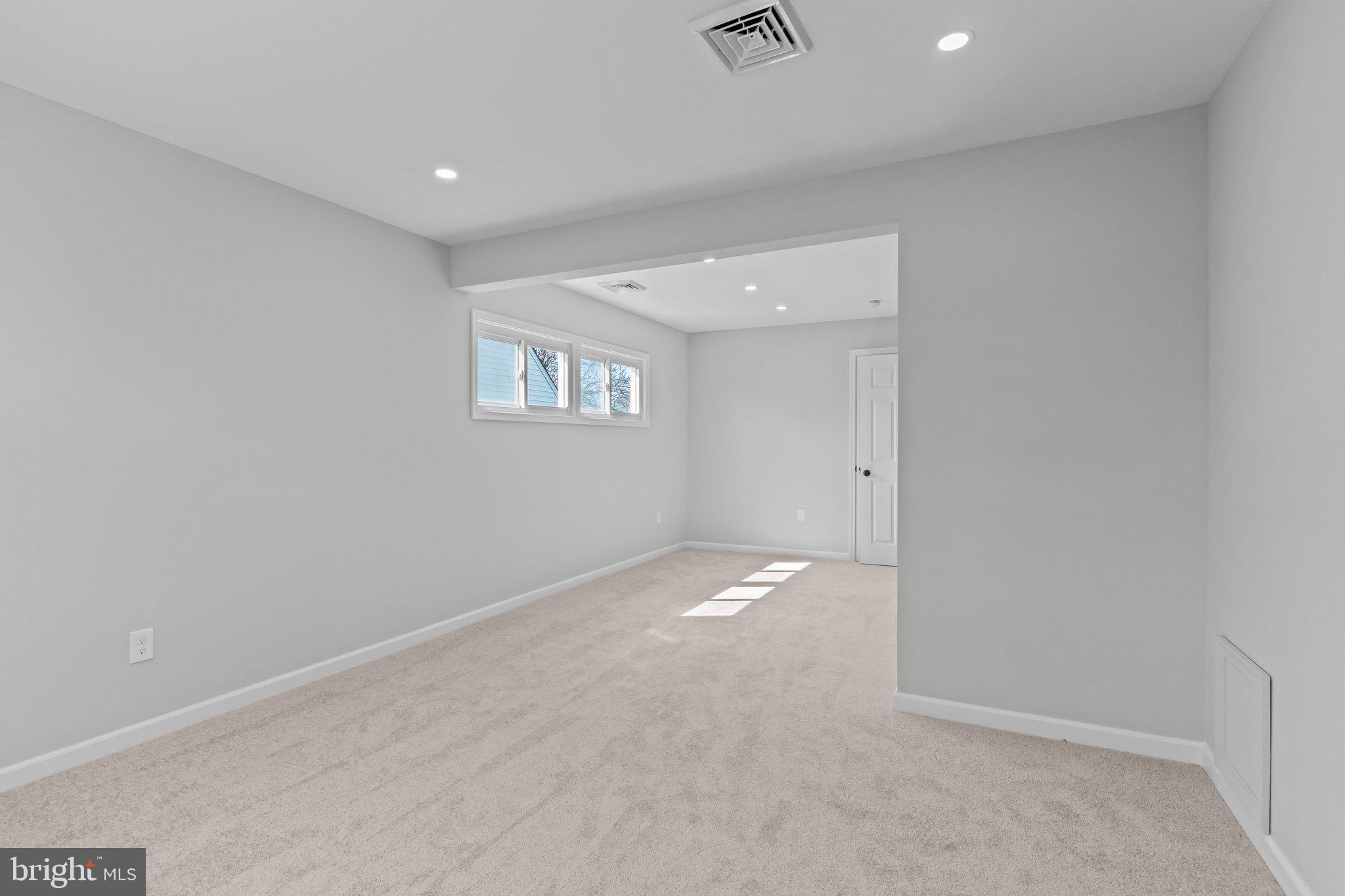 KENWOOD - Residential