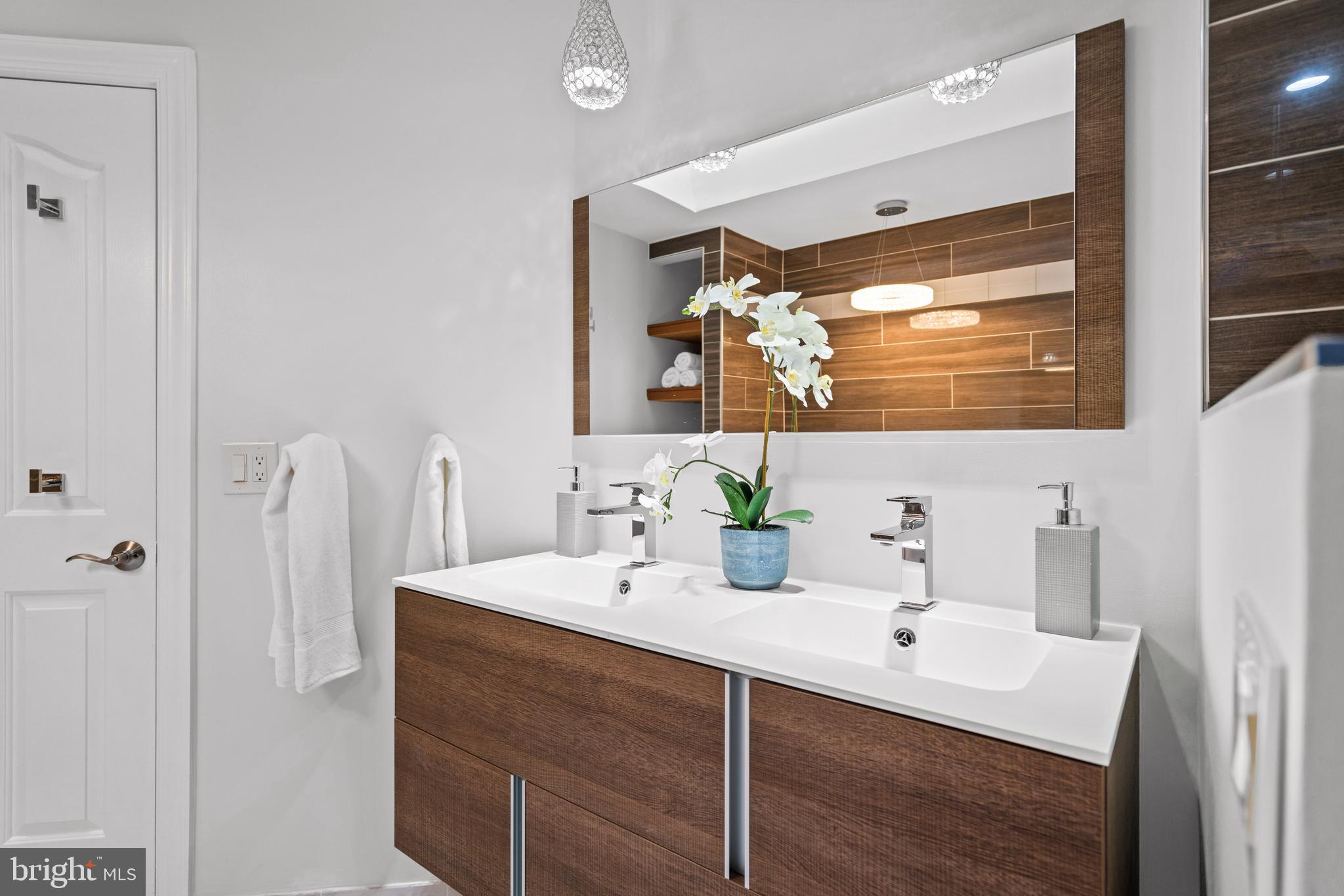 STONECREST - Residential