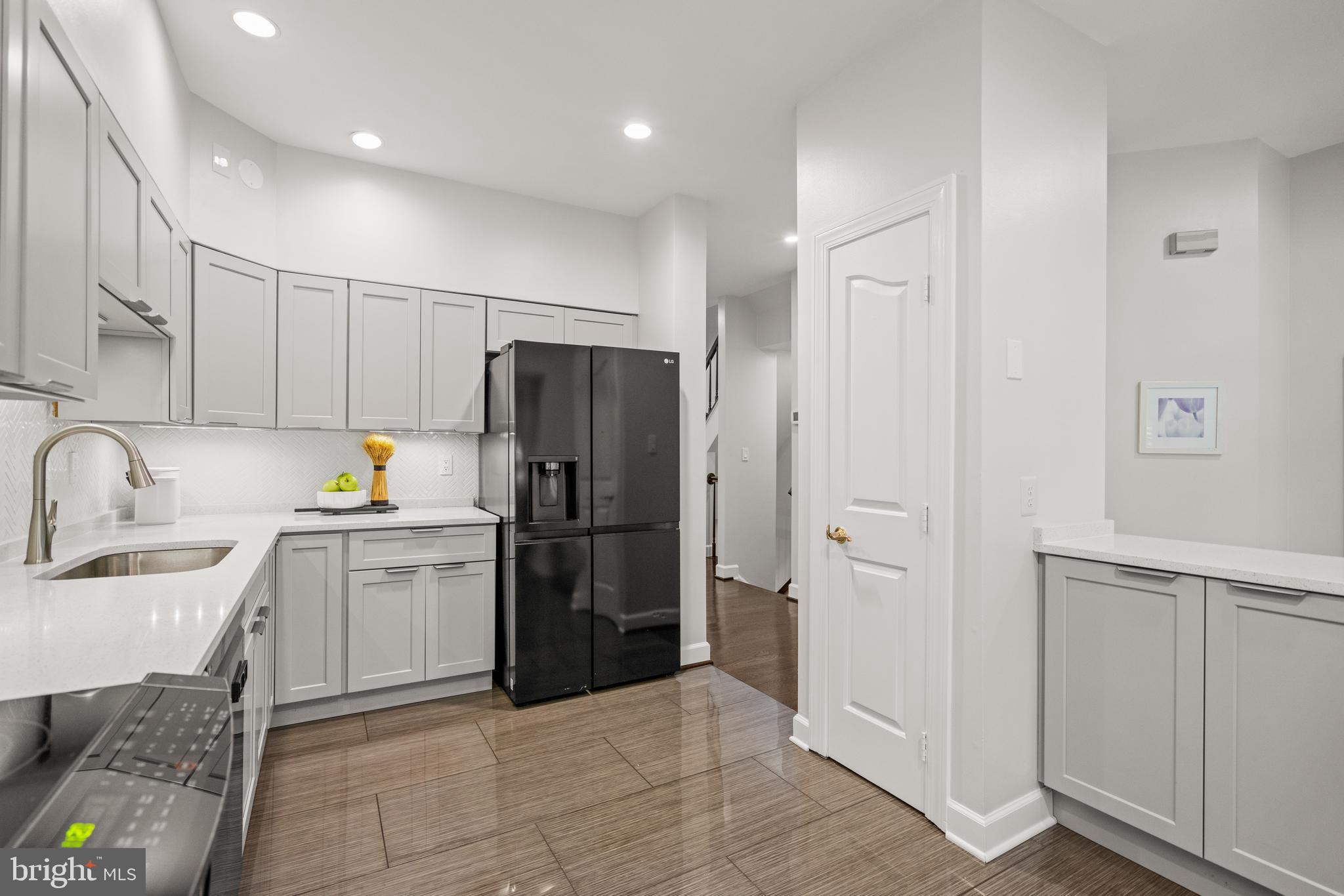 STONECREST - Residential