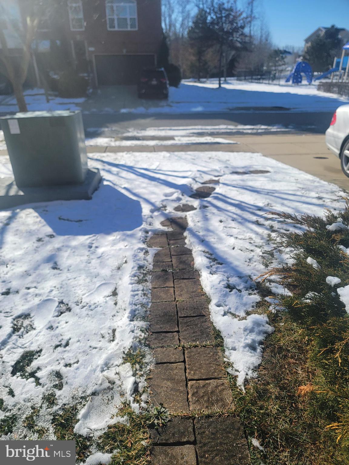 ST CHARLES SUB - GLENEAGLES - Residential Lease