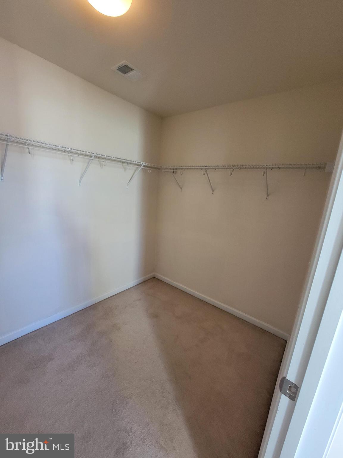 ST CHARLES SUB - GLENEAGLES - Residential Lease