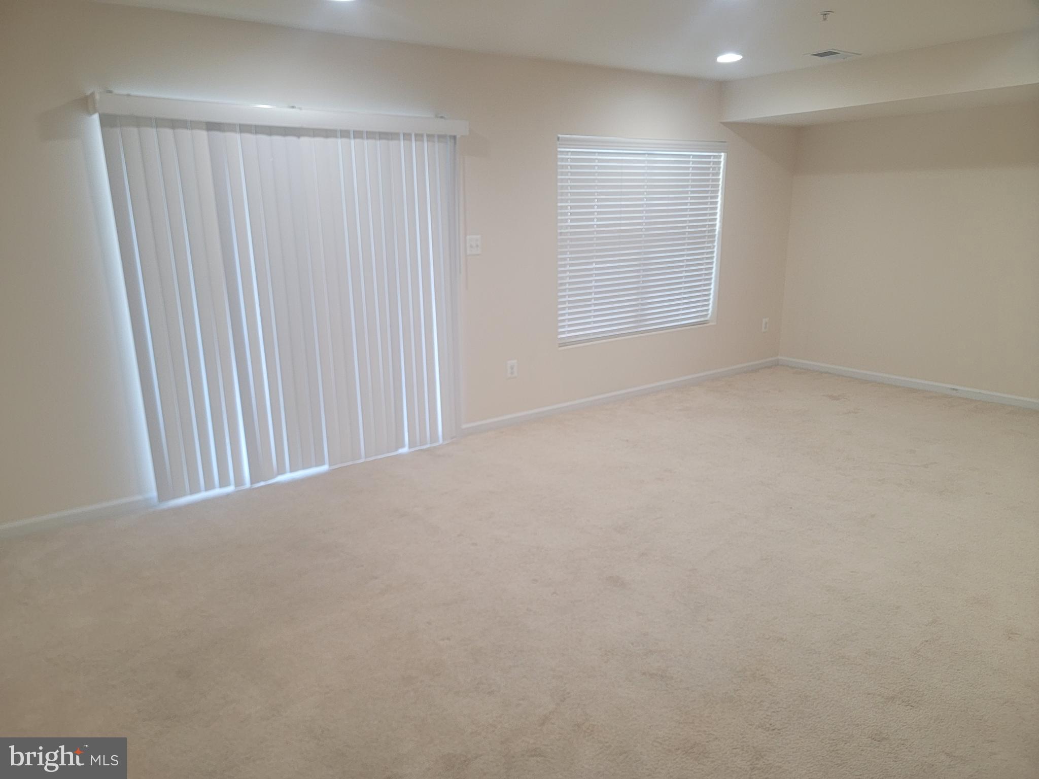 ST CHARLES SUB - GLENEAGLES - Residential Lease