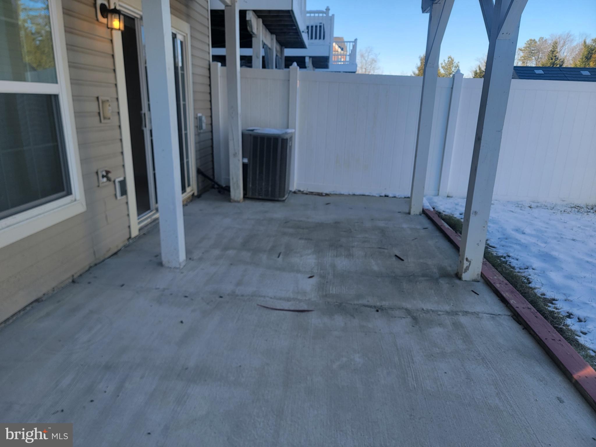 ST CHARLES SUB - GLENEAGLES - Residential Lease