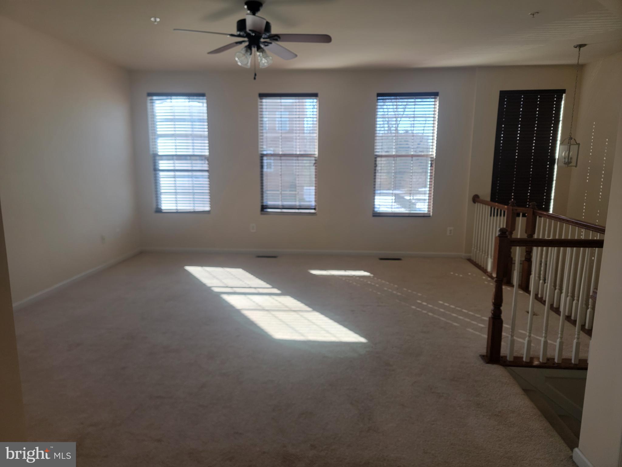 ST CHARLES SUB - GLENEAGLES - Residential Lease