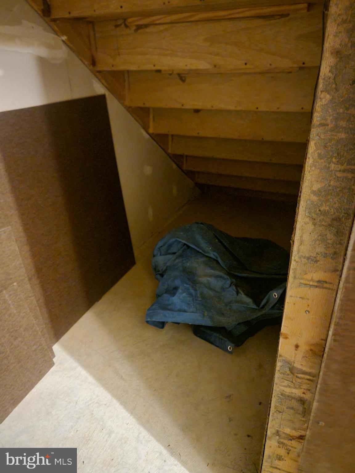 ST CHARLES SUB - GLENEAGLES - Residential Lease