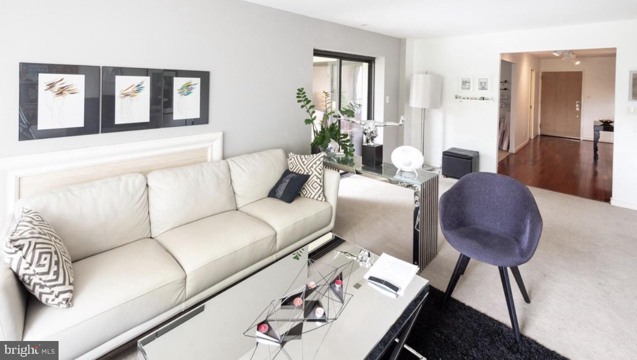 11500 FAIRWAY DRIVE 402