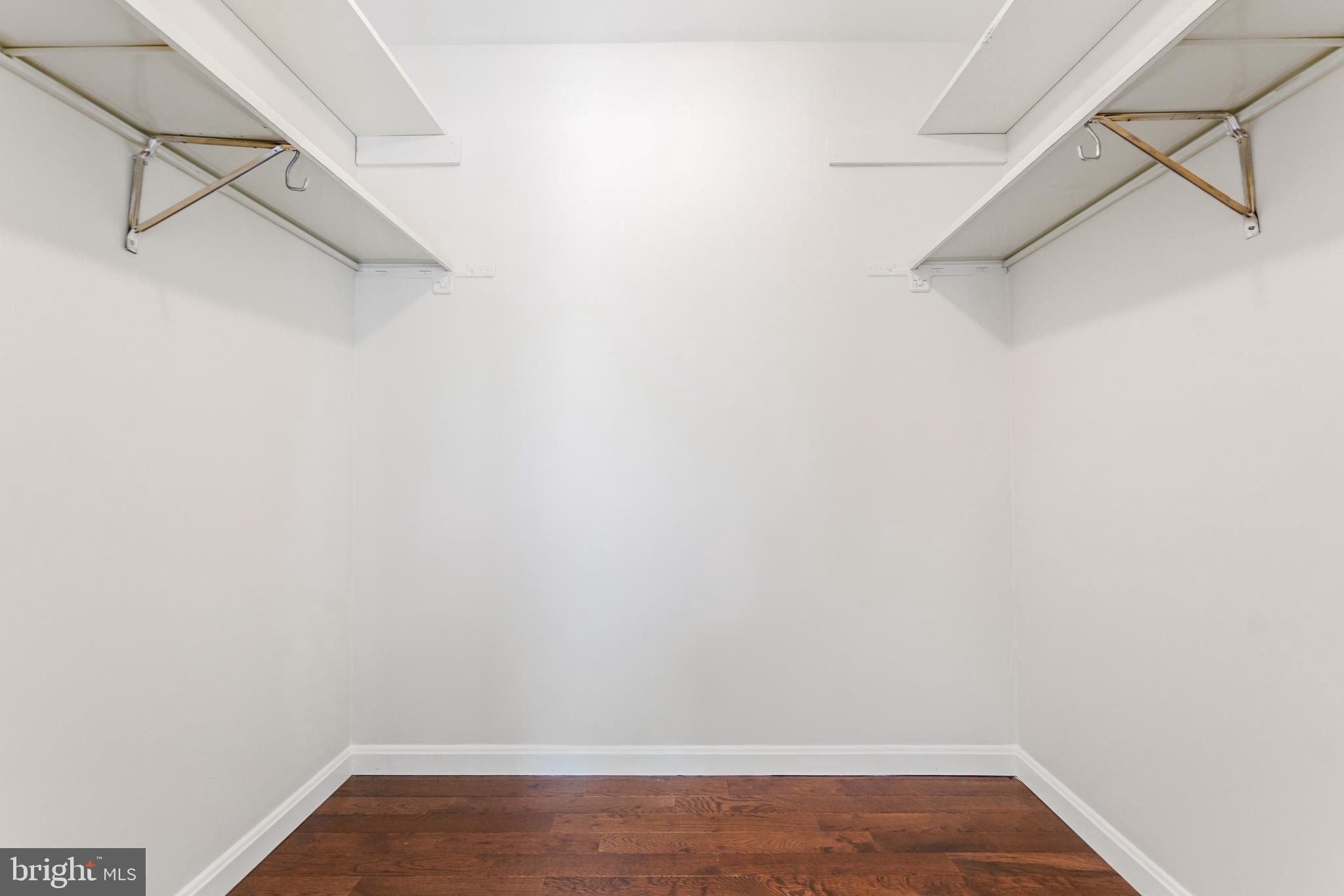 MAYDALE - Residential Lease