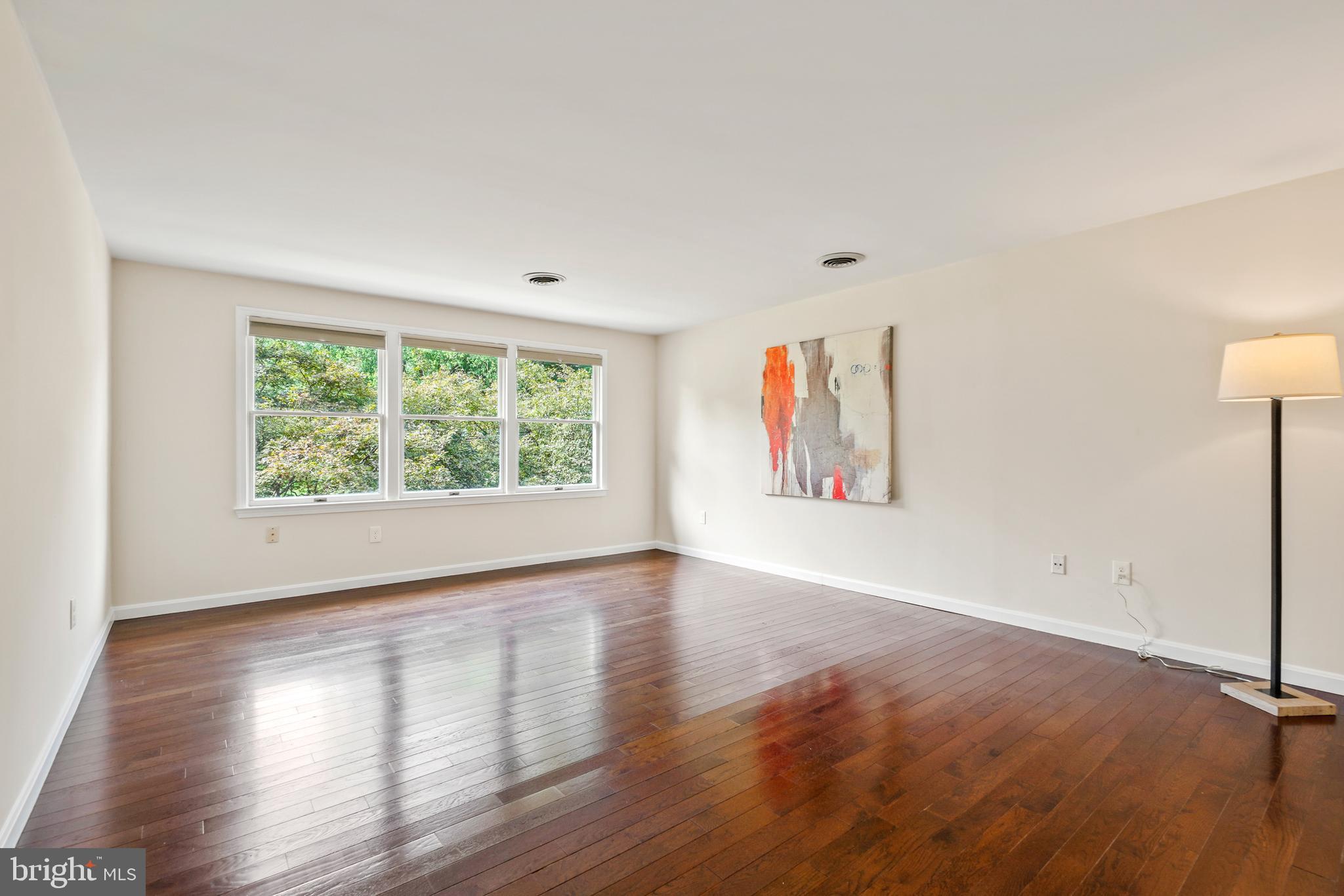 MAYDALE - Residential Lease