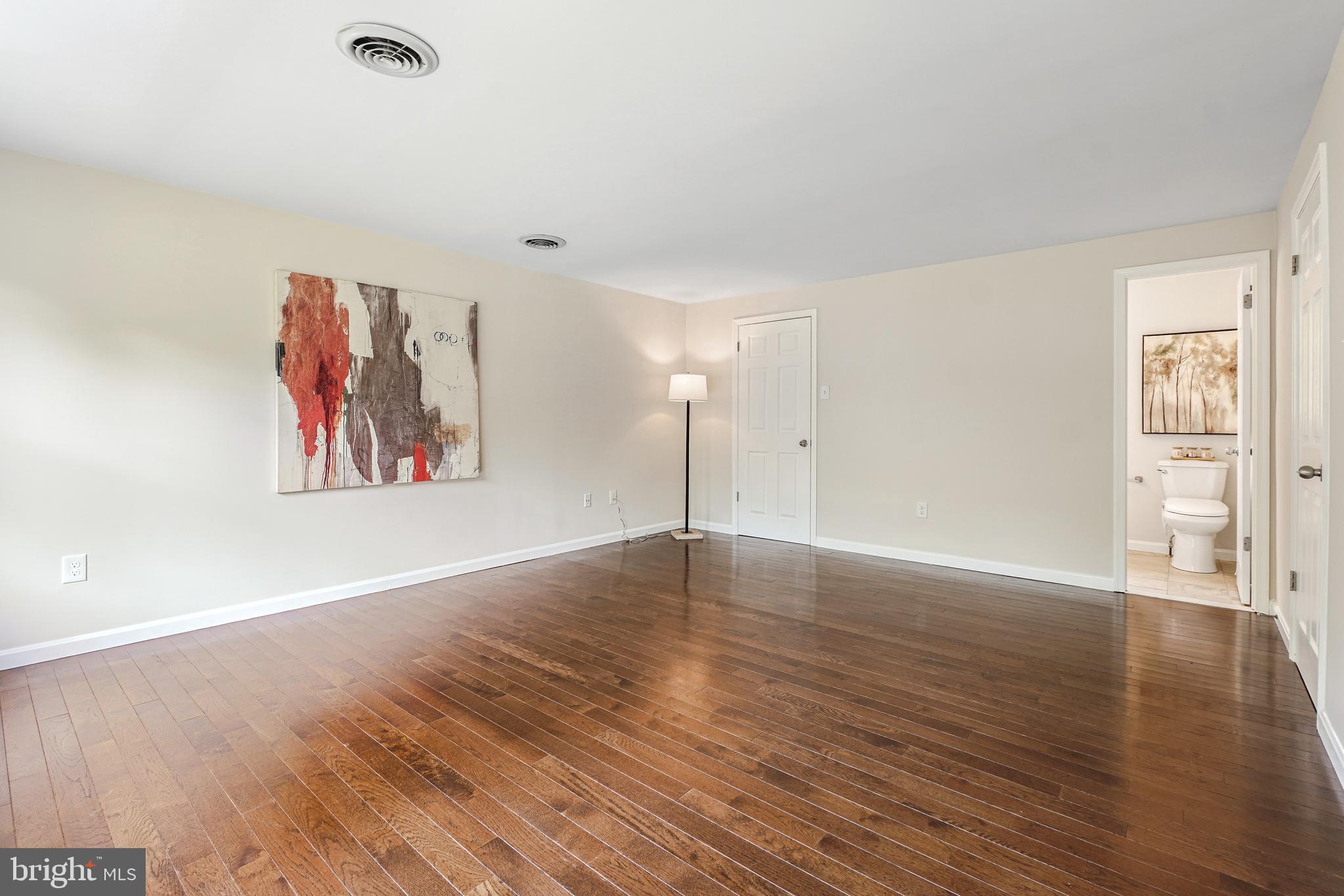 MAYDALE - Residential Lease