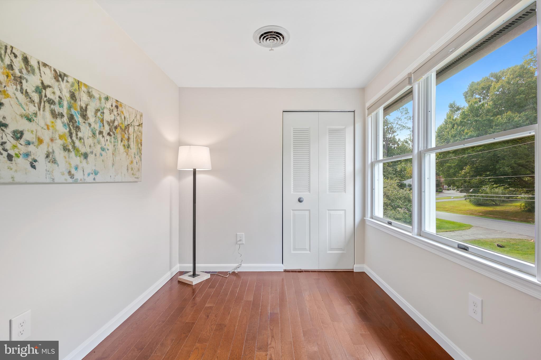 MAYDALE - Residential Lease