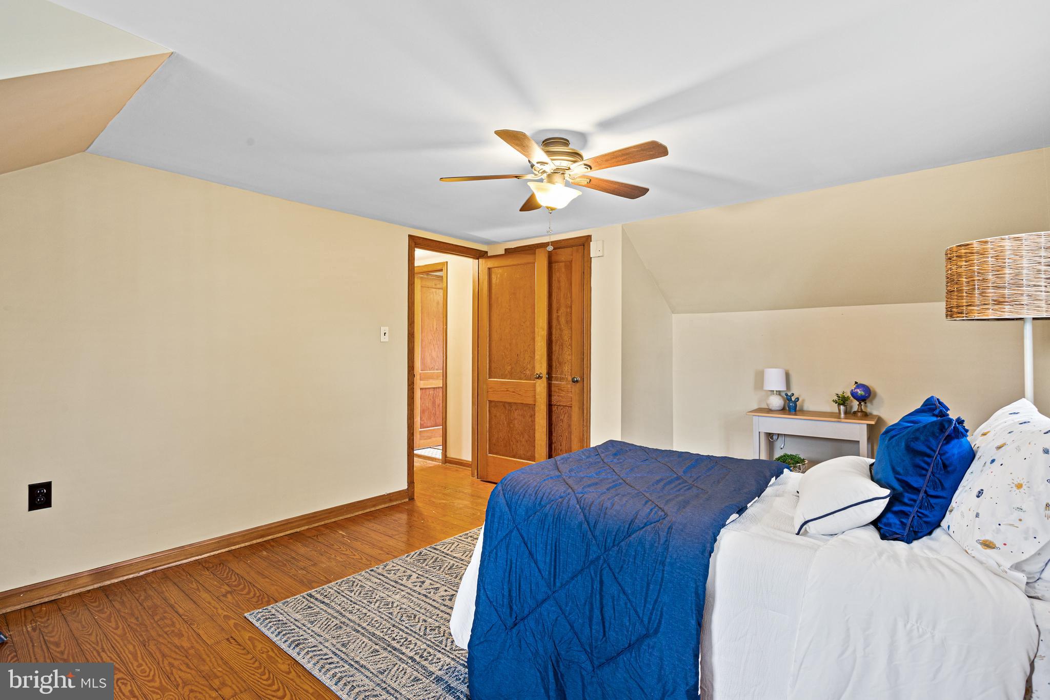 RIVERDALE - Residential