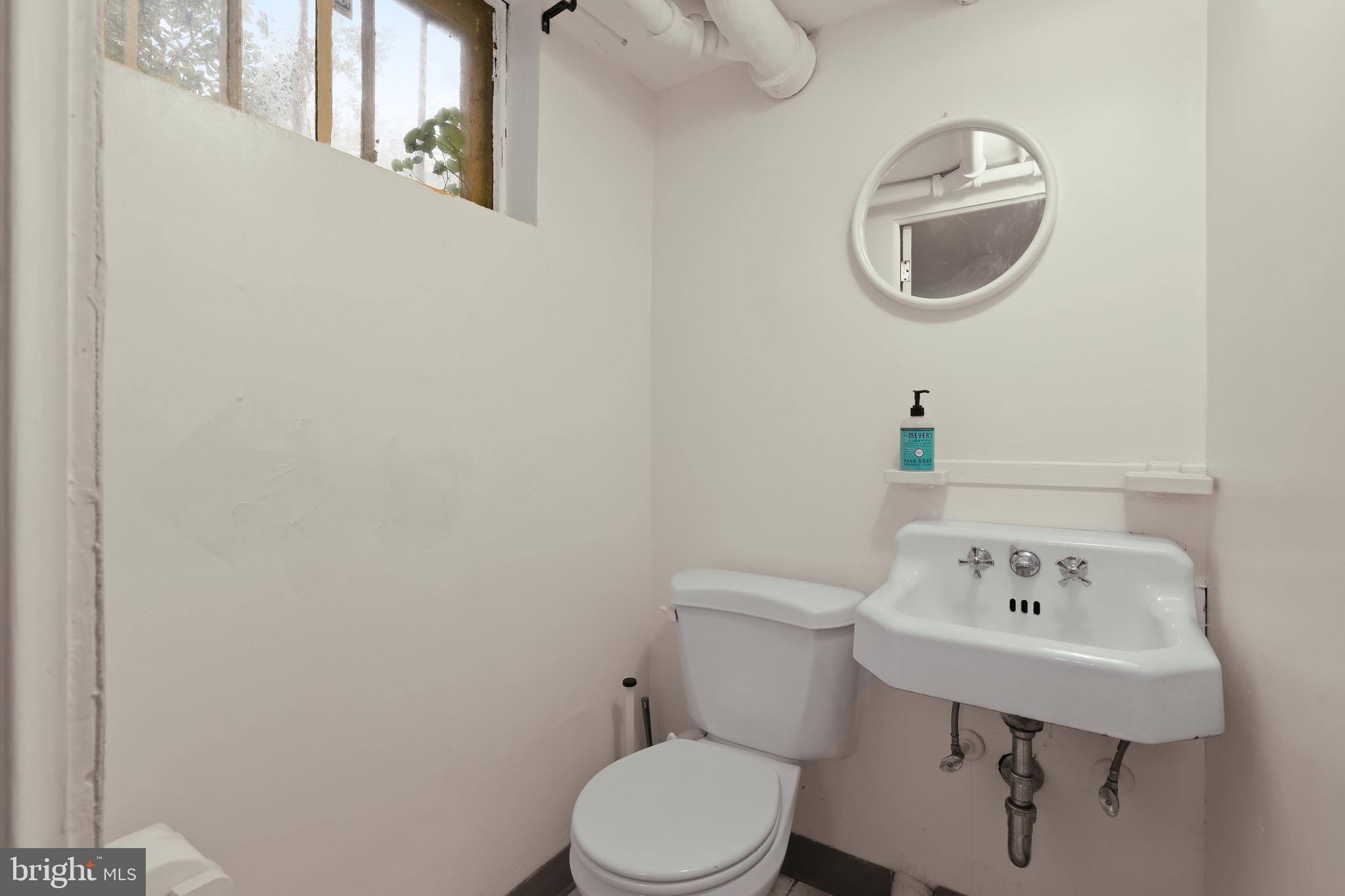 RIVERDALE - Residential