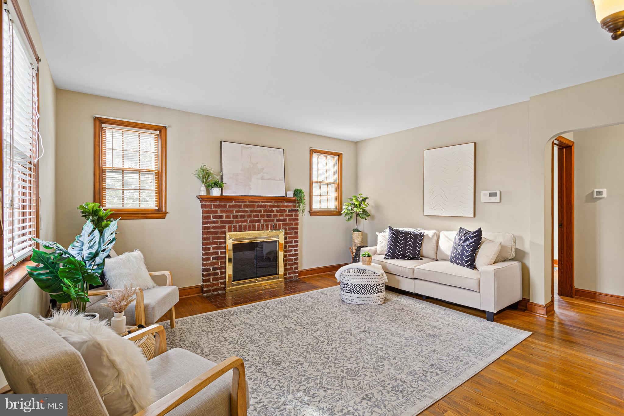 RIVERDALE - Residential