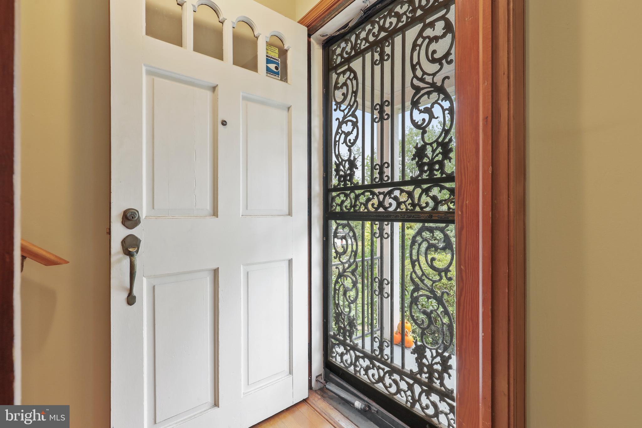 RIVERDALE - Residential