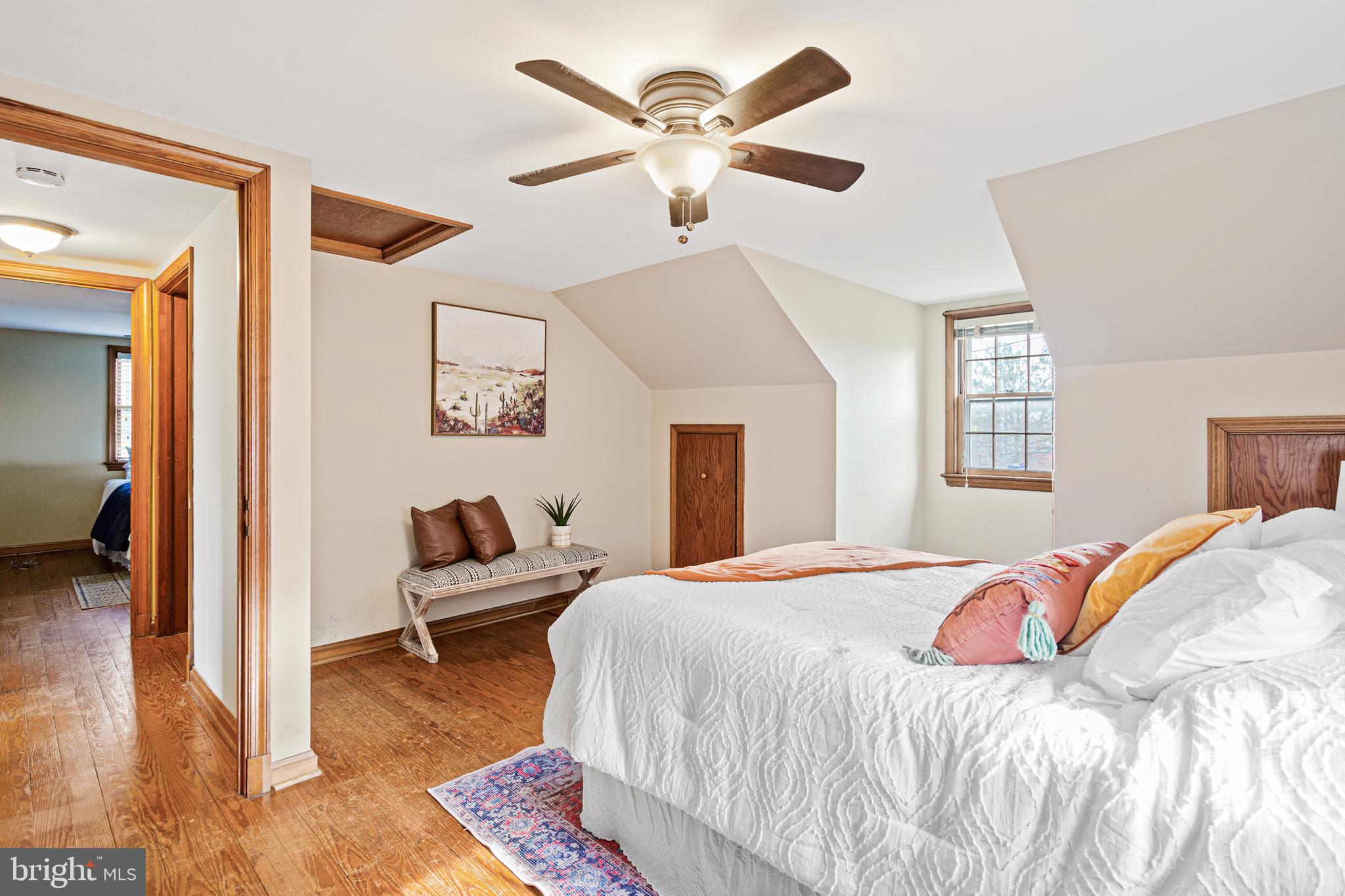 RIVERDALE - Residential