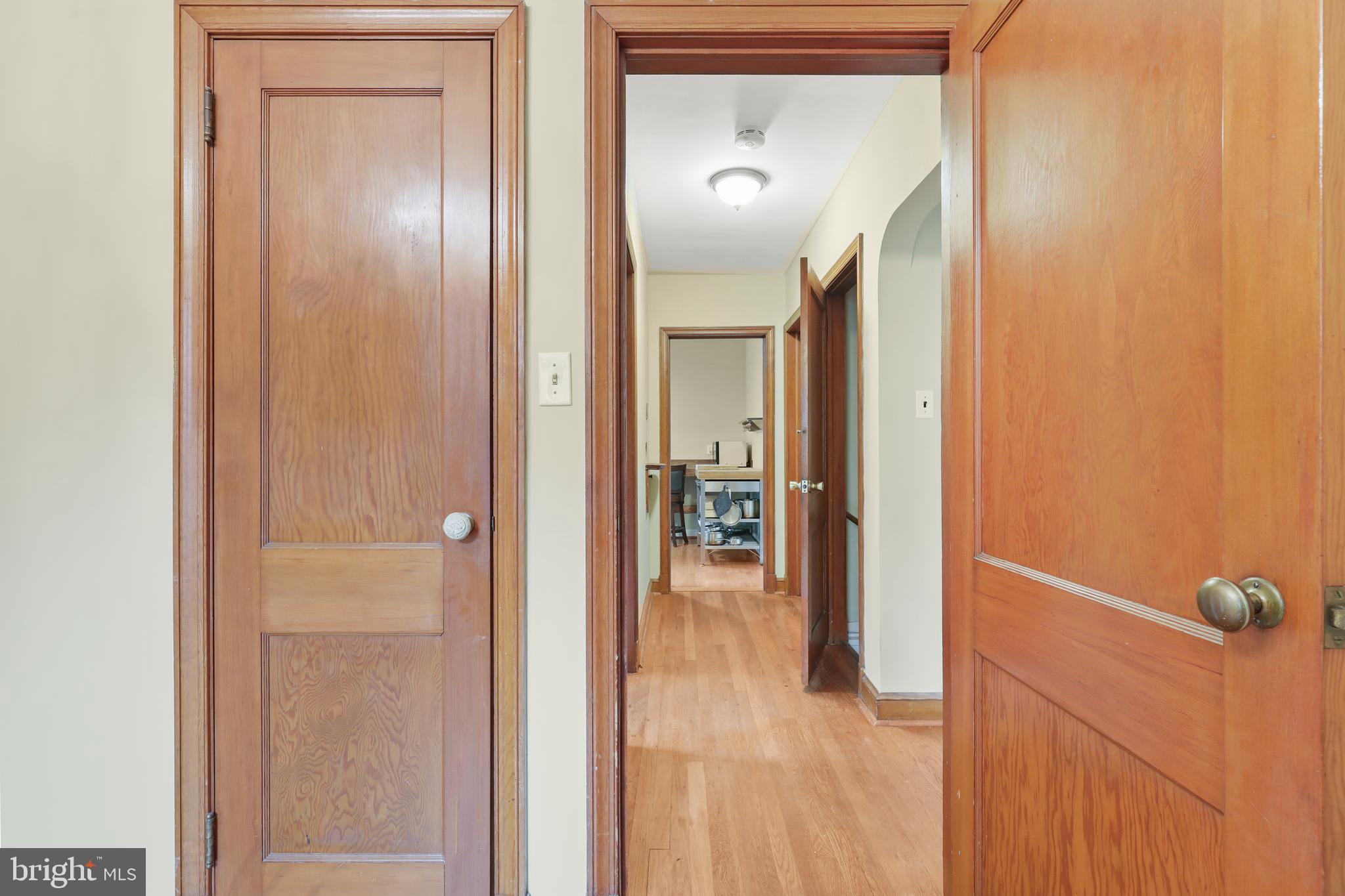 RIVERDALE - Residential