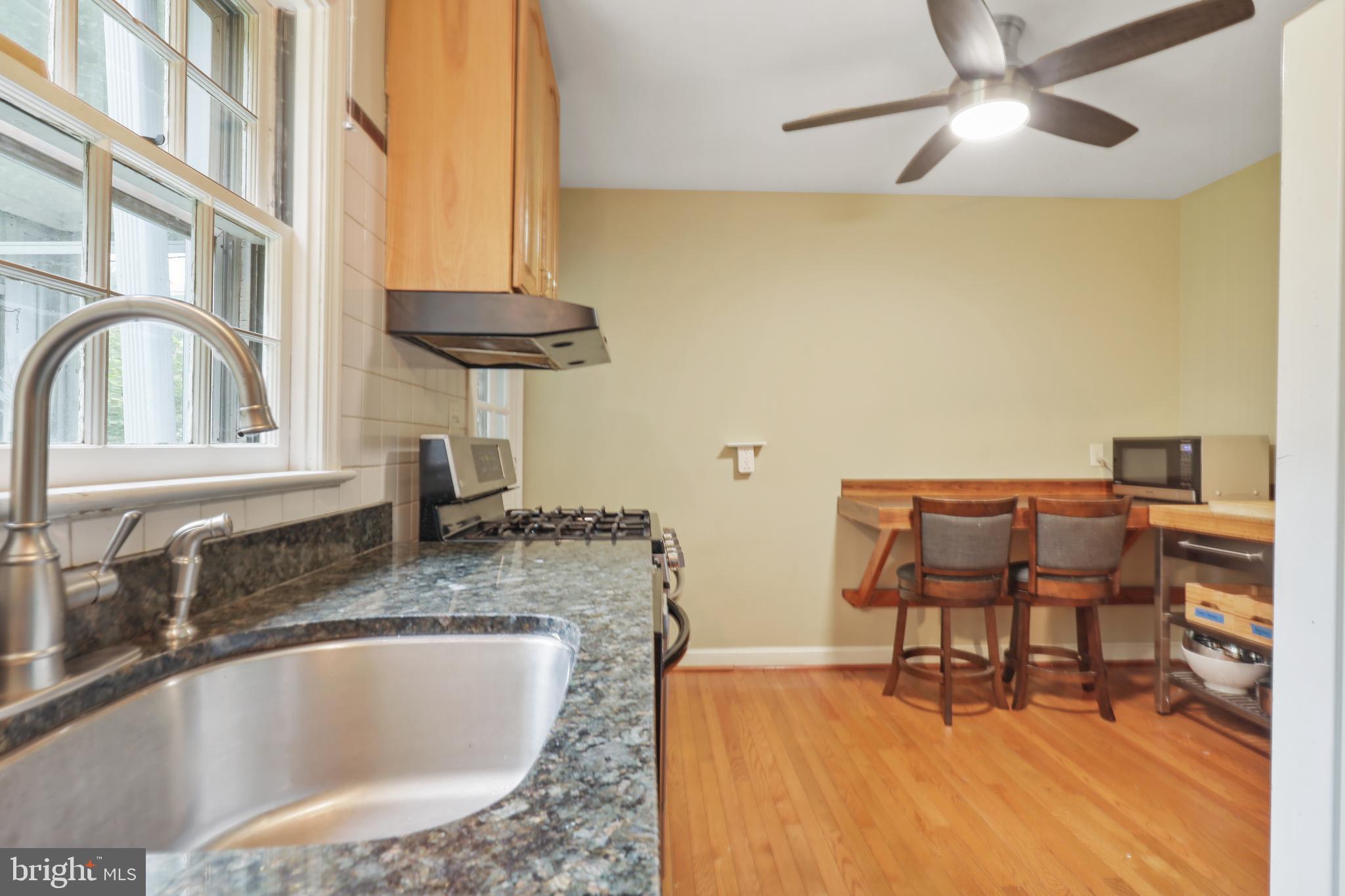 RIVERDALE - Residential