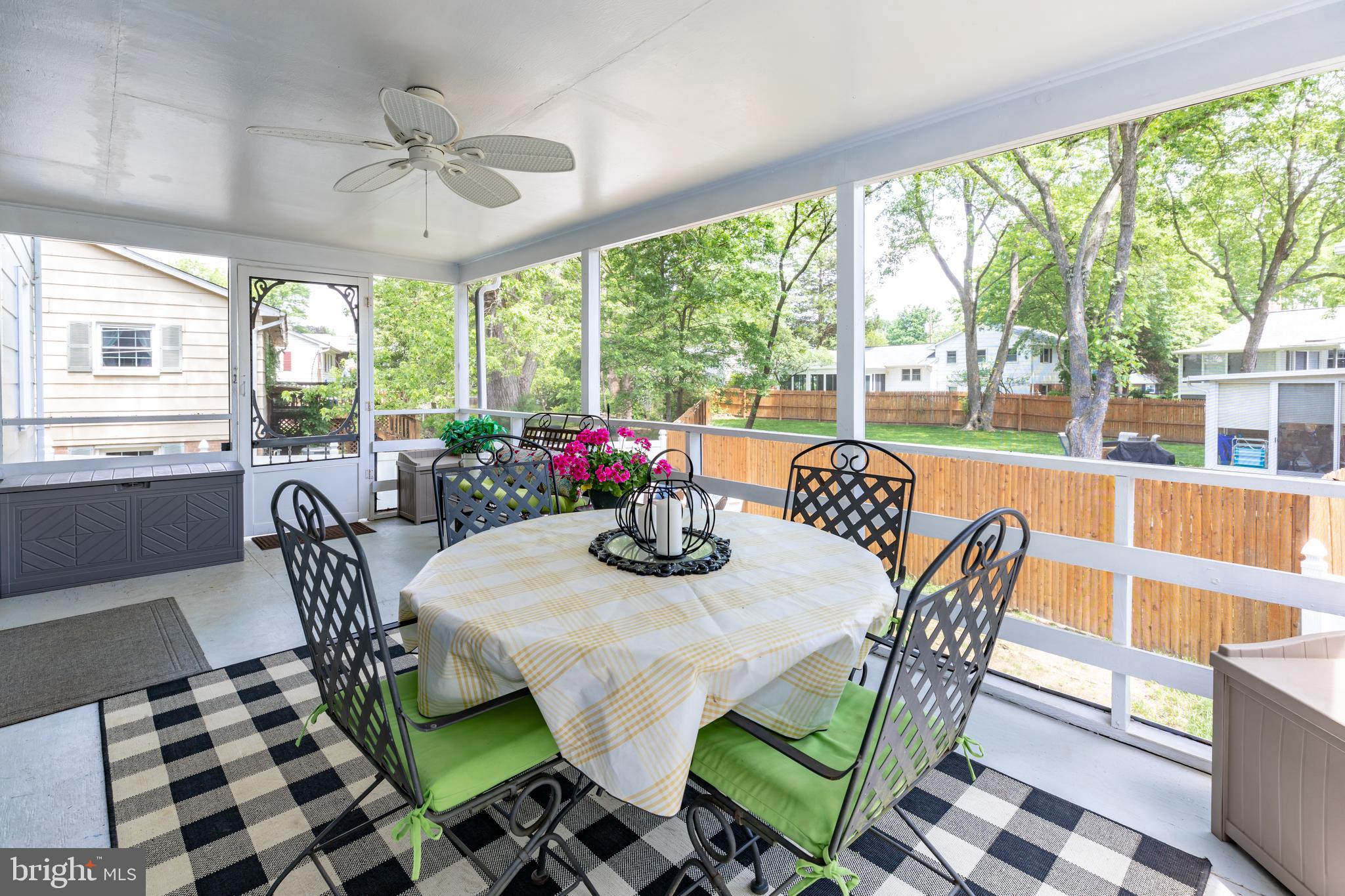 HAYFIELD FARM - Residential