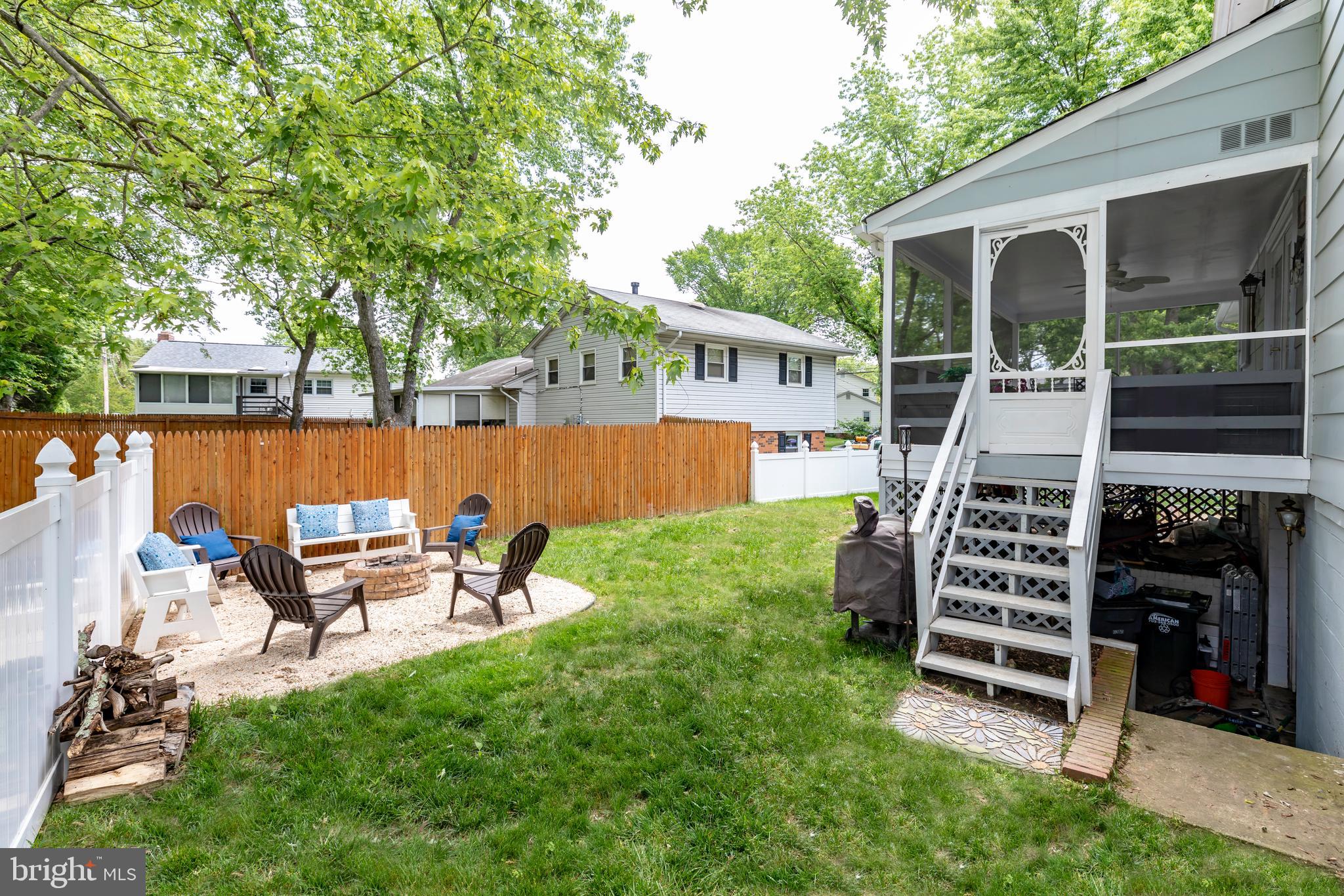 HAYFIELD FARM - Residential