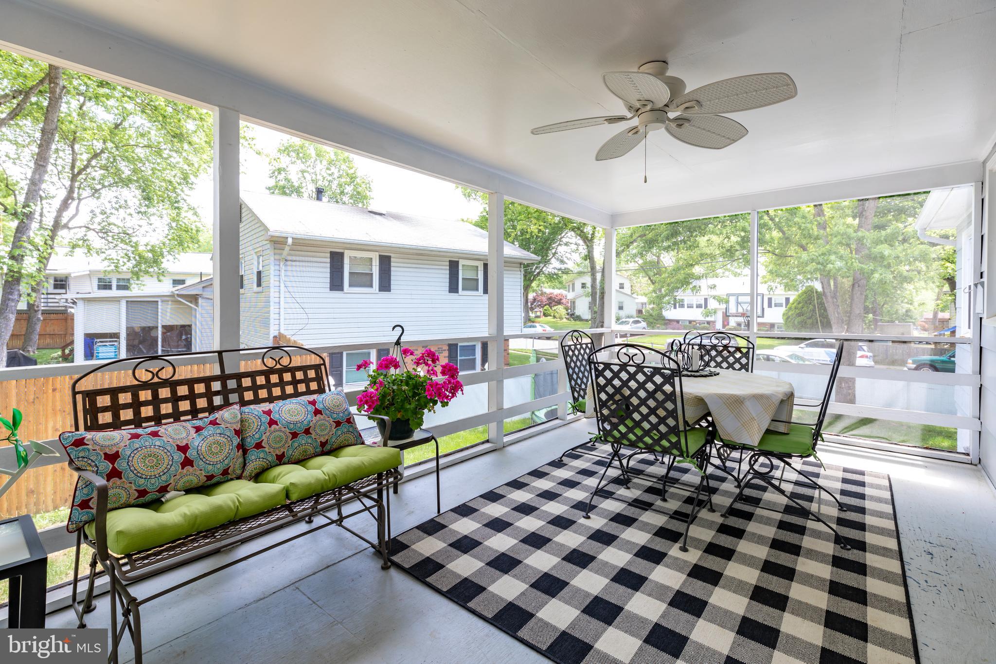 HAYFIELD FARM - Residential