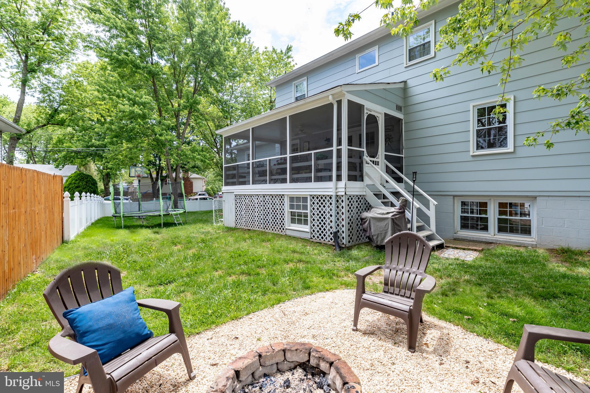 HAYFIELD FARM - Residential