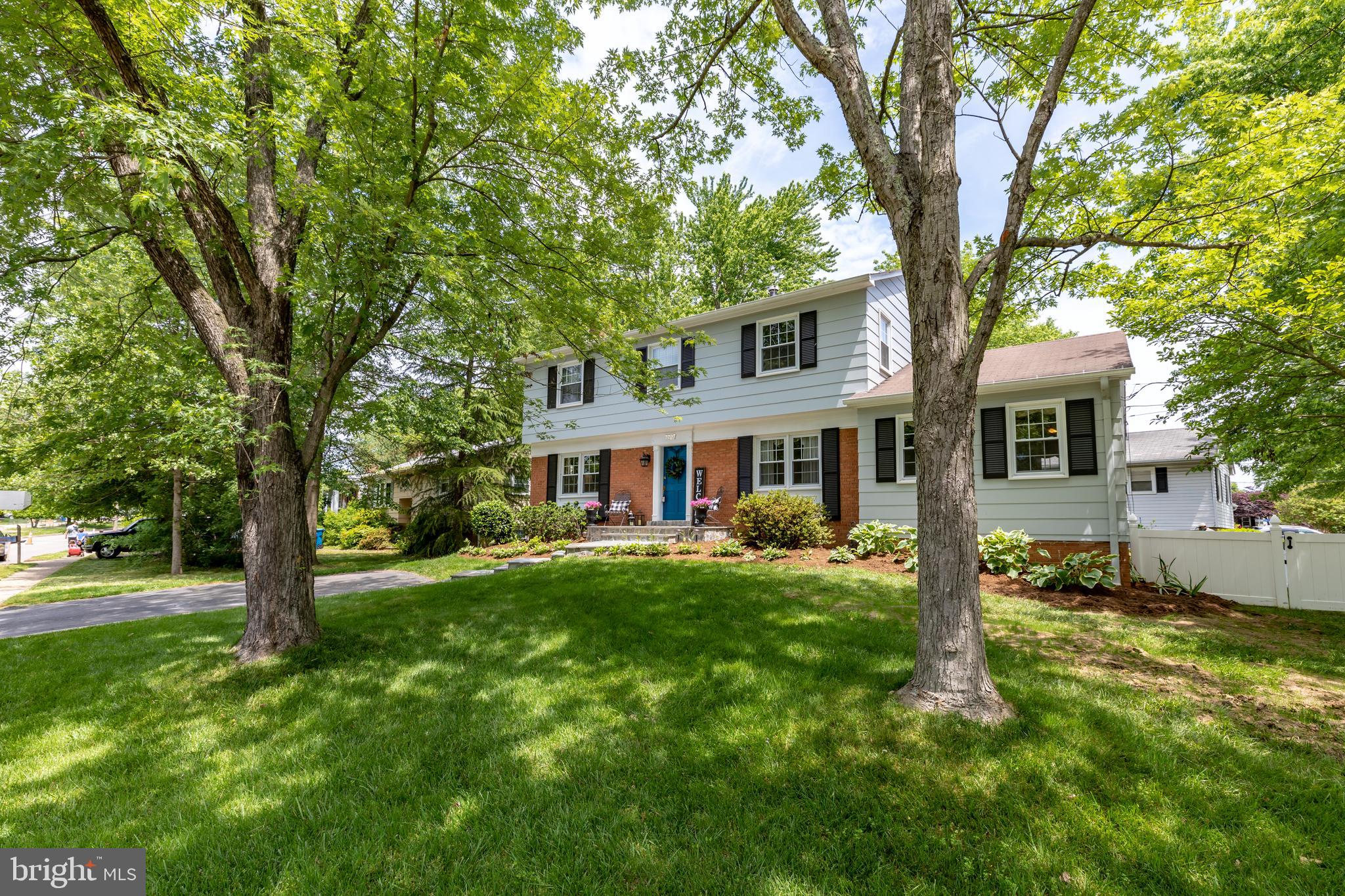 HAYFIELD FARM - Residential