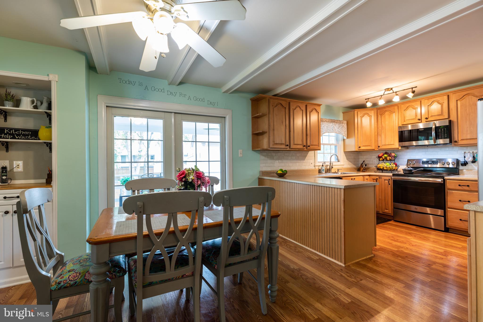 HAYFIELD FARM - Residential