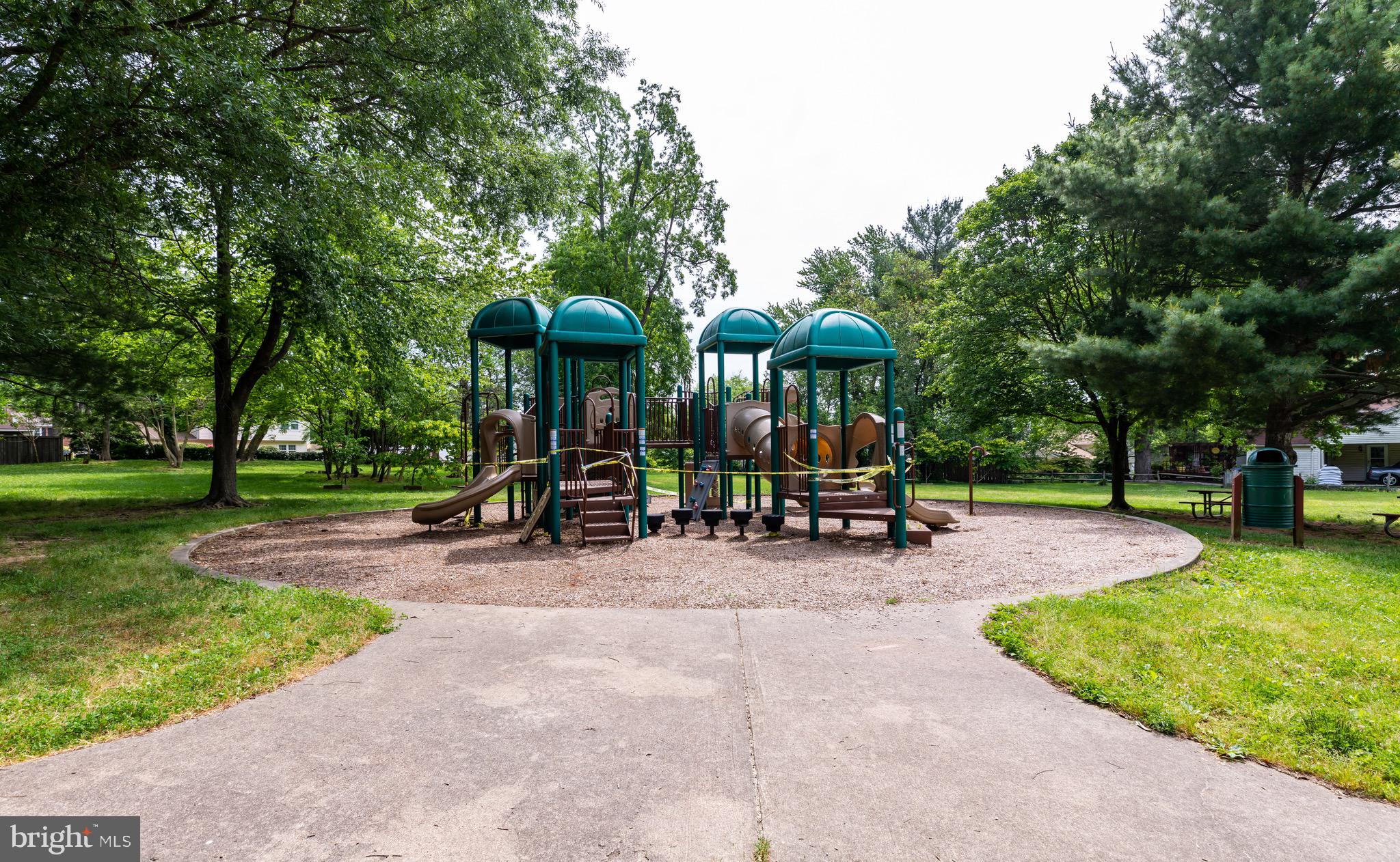 HAYFIELD FARM - Residential