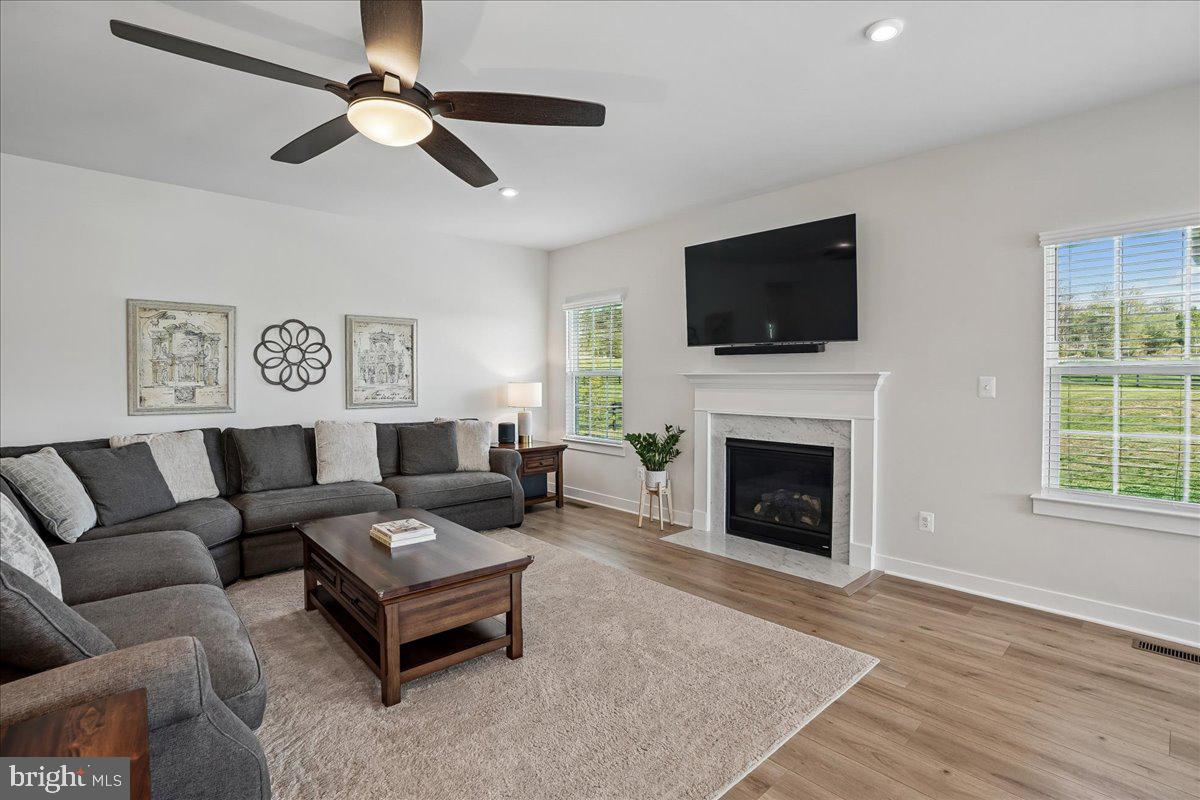 WARRENTON CHASE - Residential