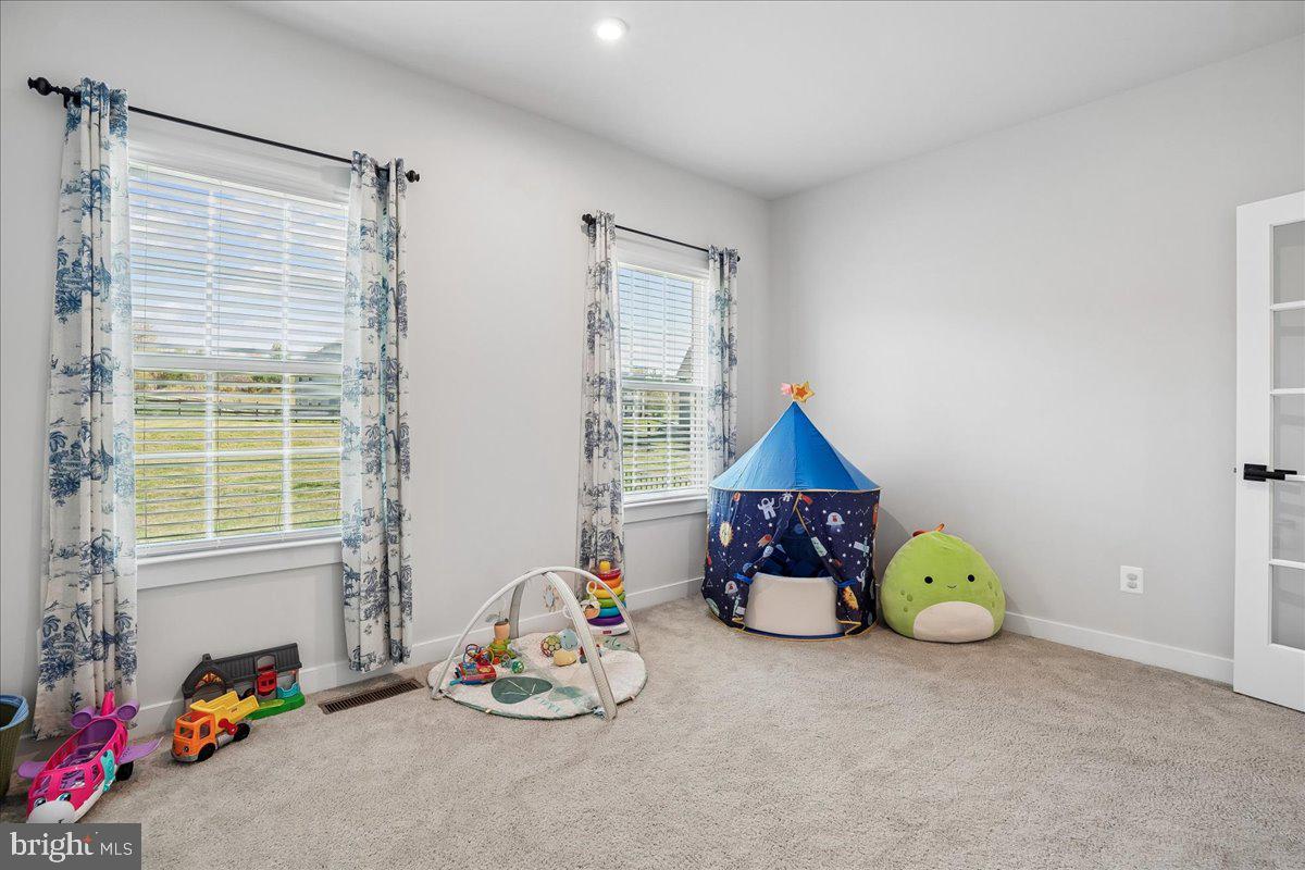 WARRENTON CHASE - Residential