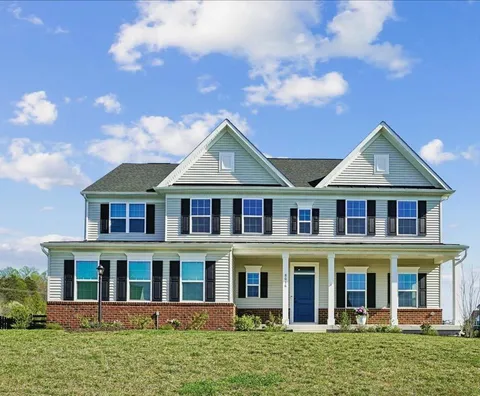 8016 International Drive, Warrenton, VA MLS: VAFQ2021466