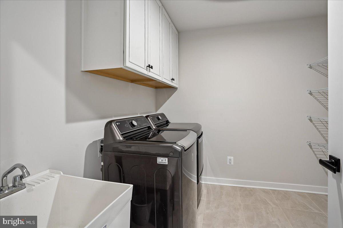 WARRENTON CHASE - Residential