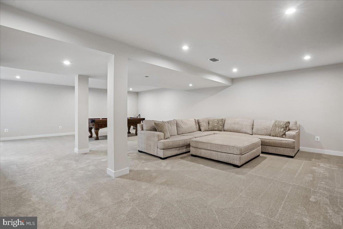 WARRENTON CHASE - Residential