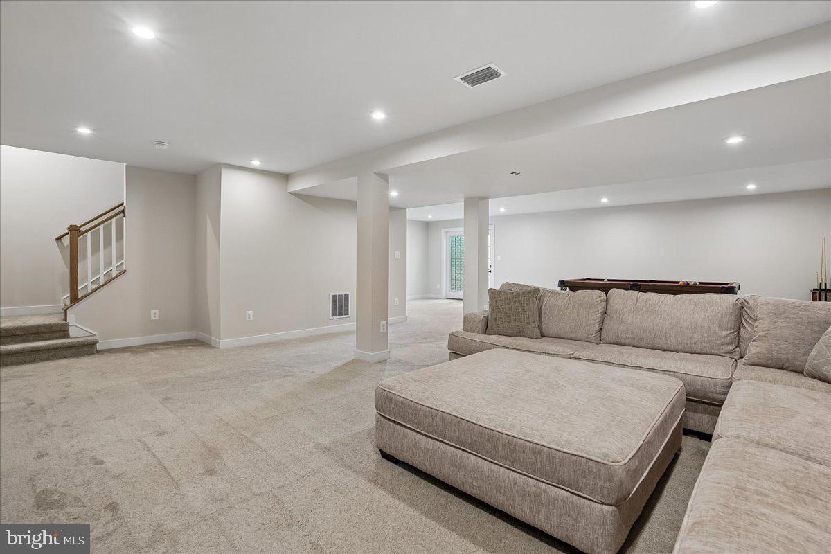 WARRENTON CHASE - Residential