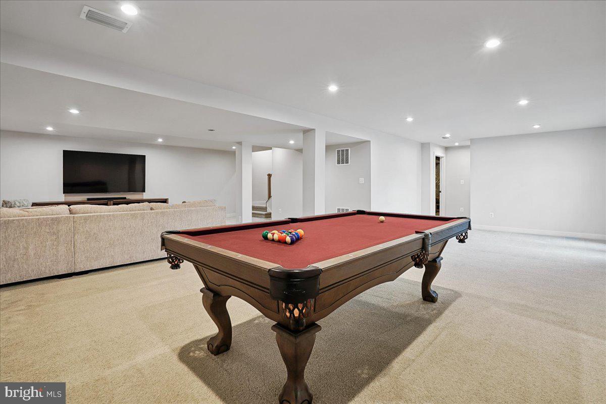 WARRENTON CHASE - Residential